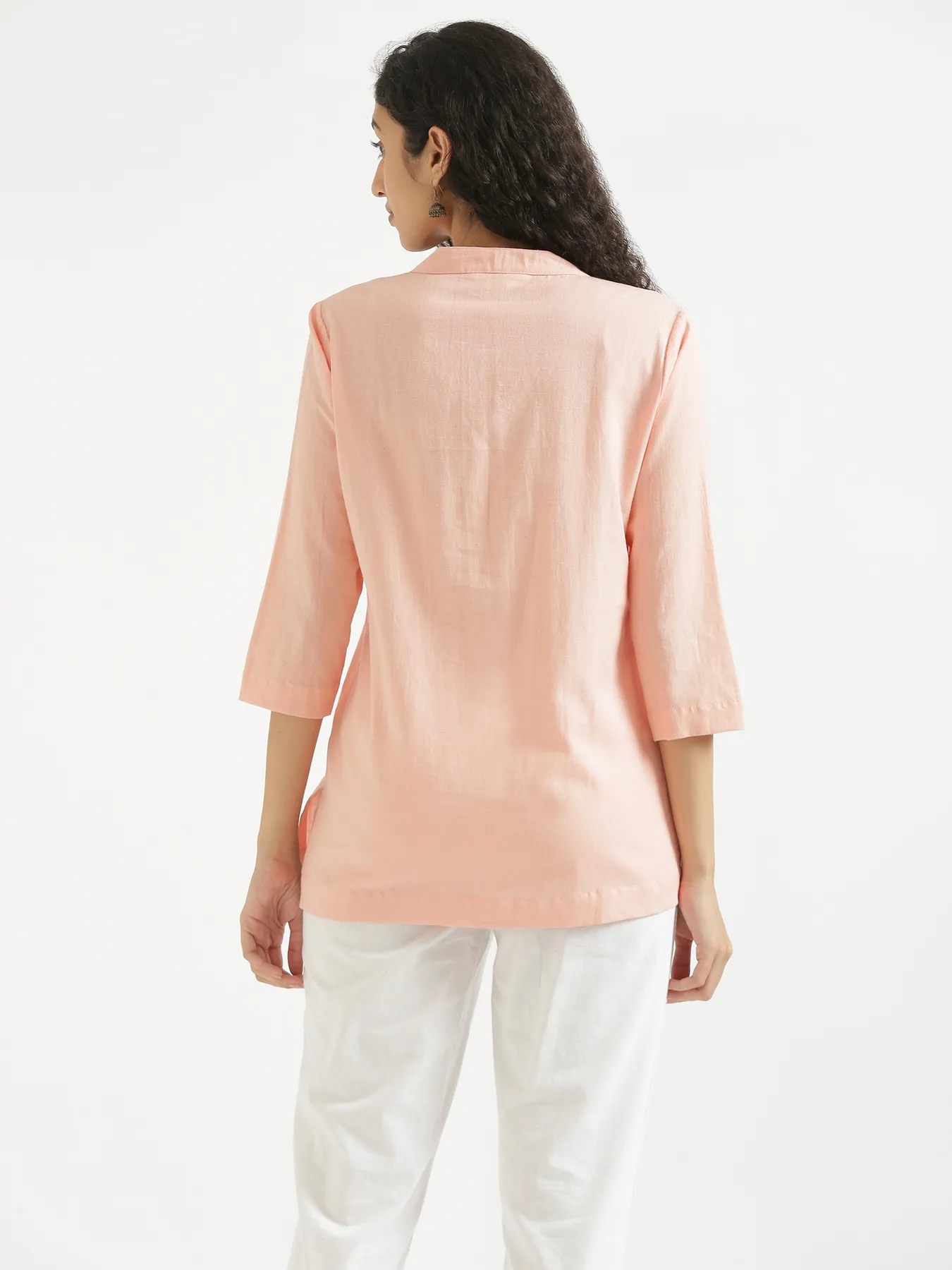 Women Peach Airy Linen Short Kurta - Image 5
