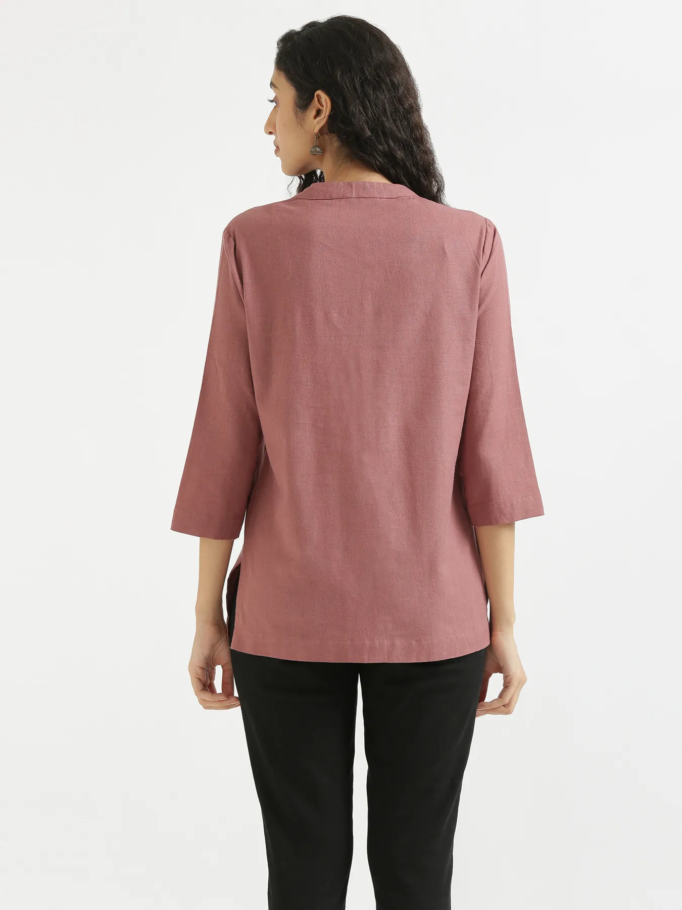Women Rose Taupe Airy Linen Short Kurta - Image 6
