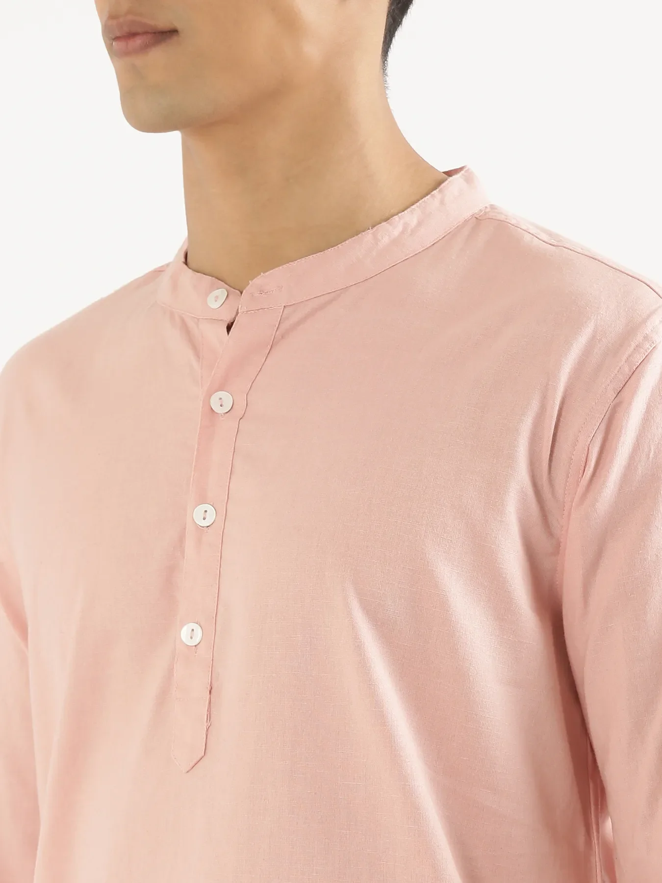 Men Salmon Pink Airy Linen Long Kurta - Image 7