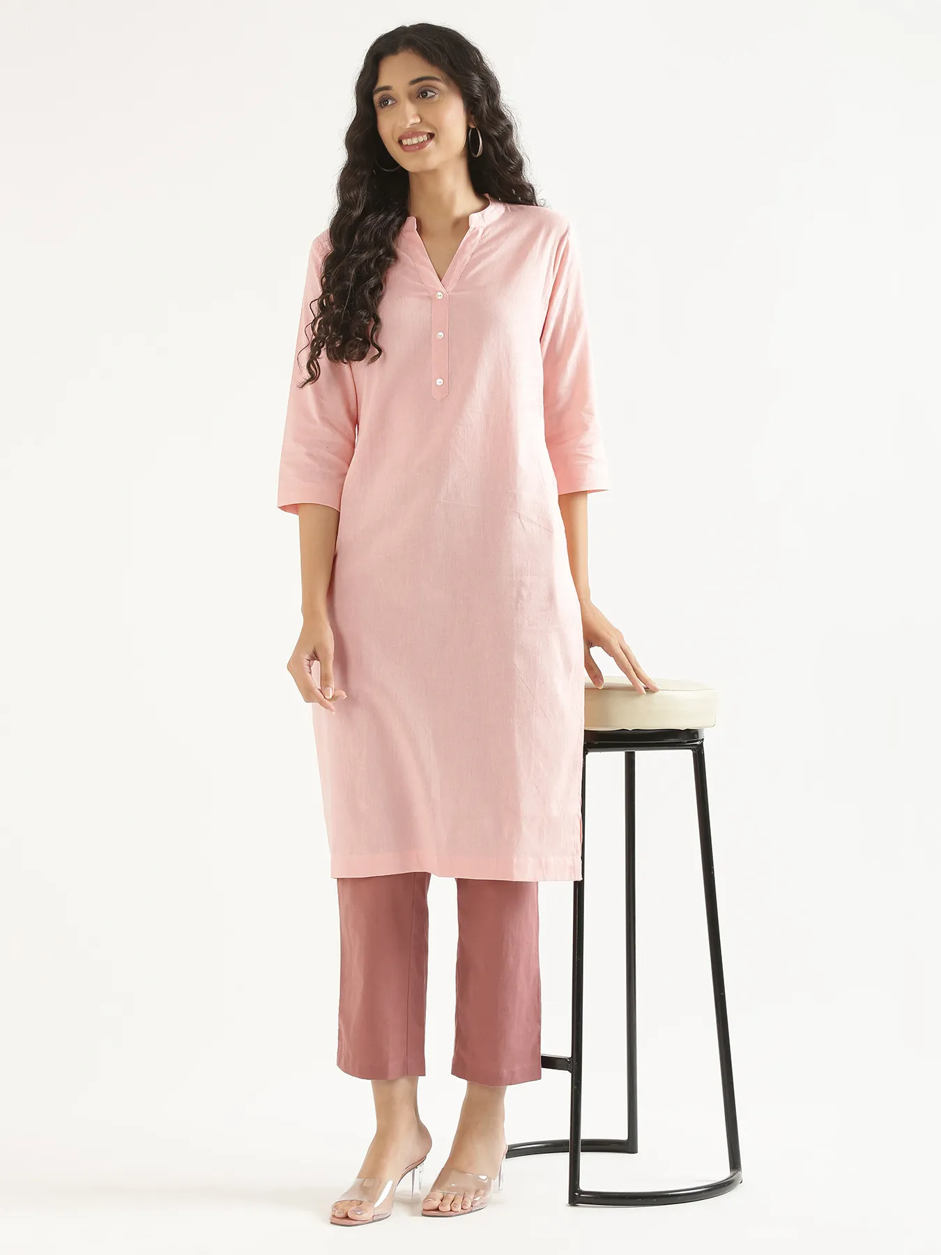 Women Salmon Pink Airy Linen Long Kurta - Image 13