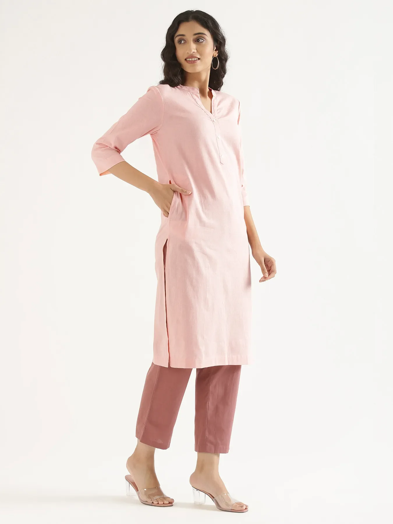 Women Salmon Pink Airy Linen Long Kurta - Image 3