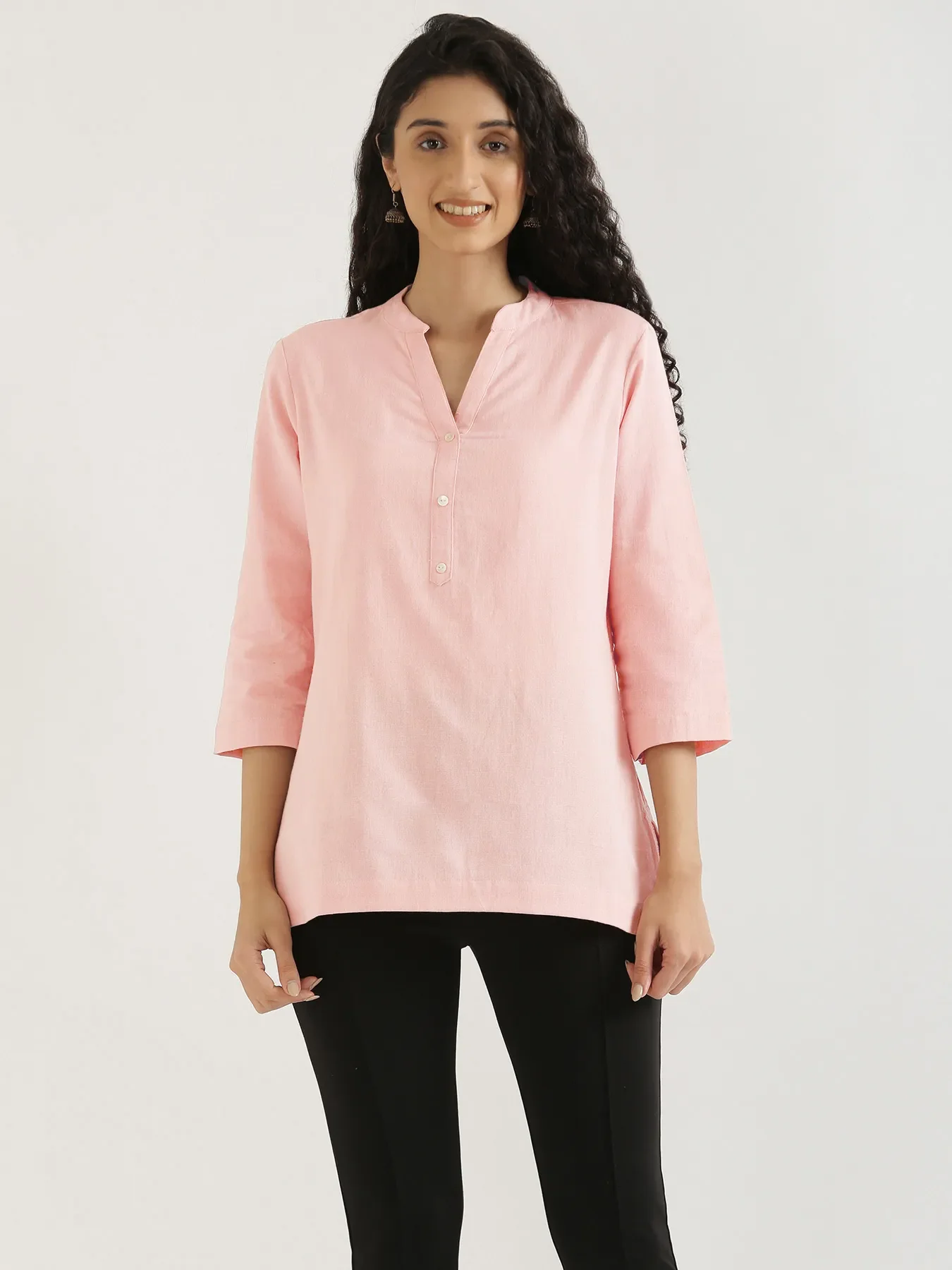 Women Salmon Pink Airy Linen Short Kurta - Image 5