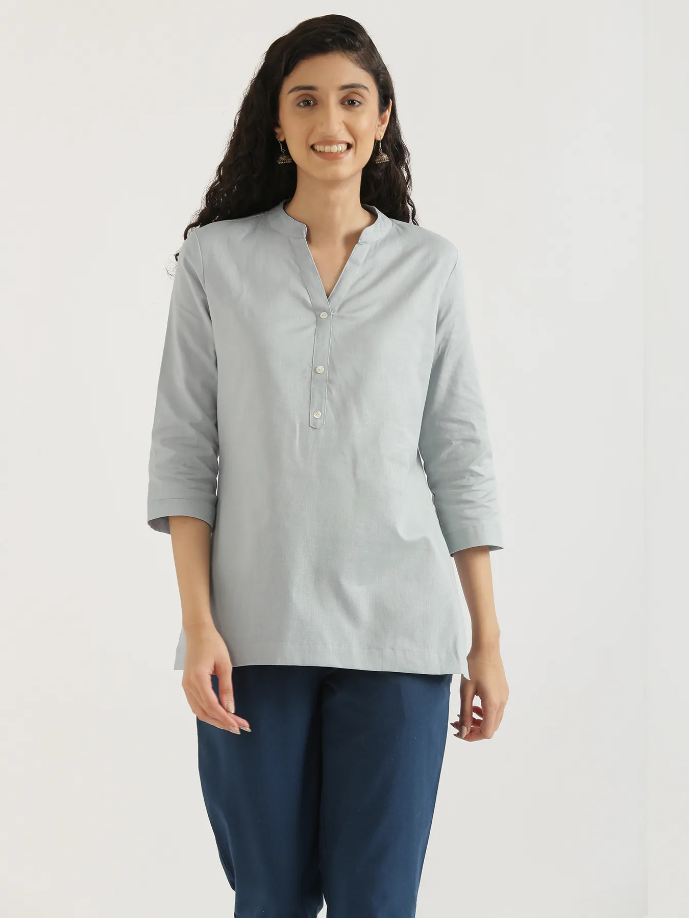 Women Sky Blue Airy Linen Short Kurta - Image 3