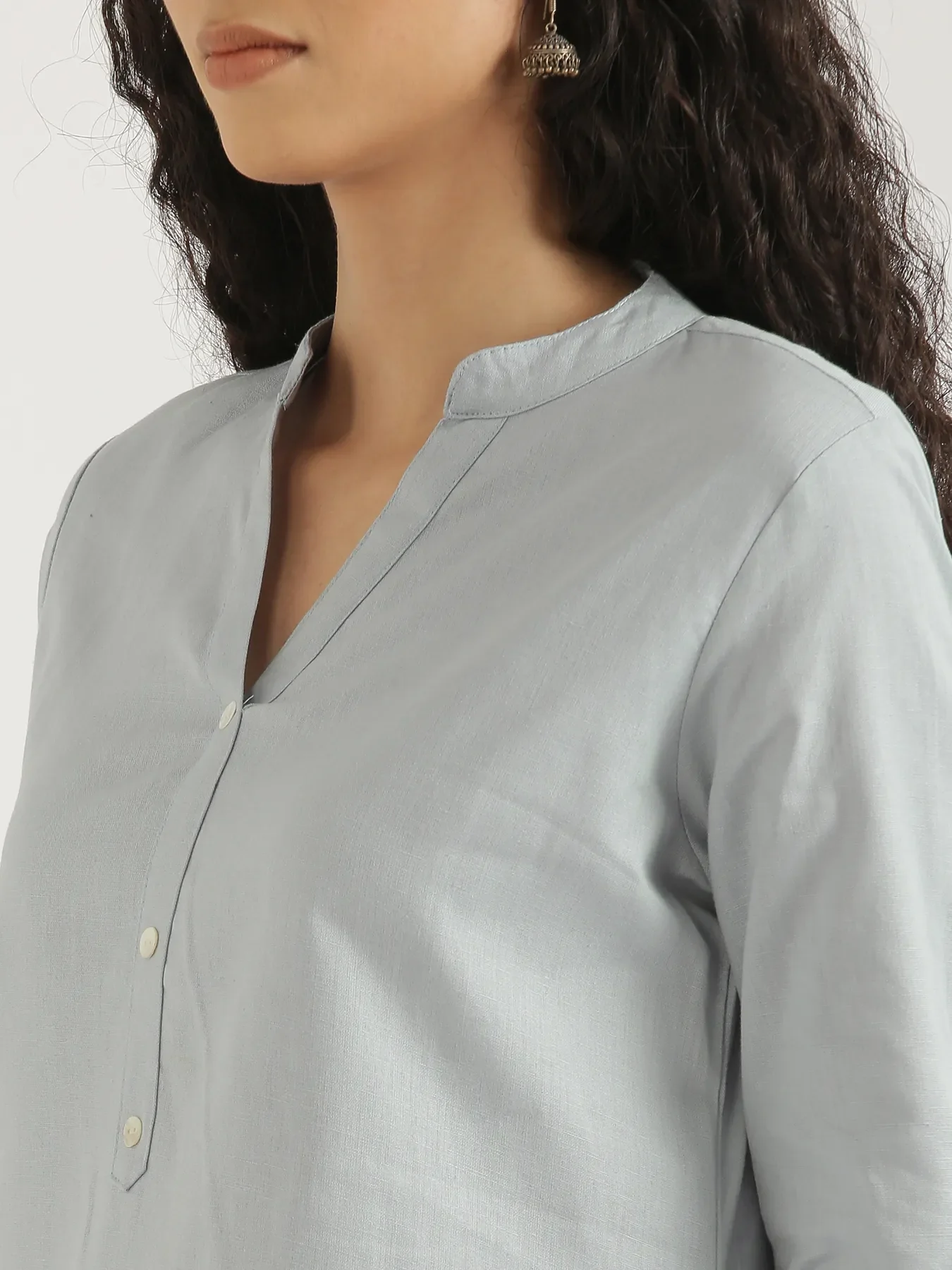 Women Sky Blue Airy Linen Short Kurta - Image 5