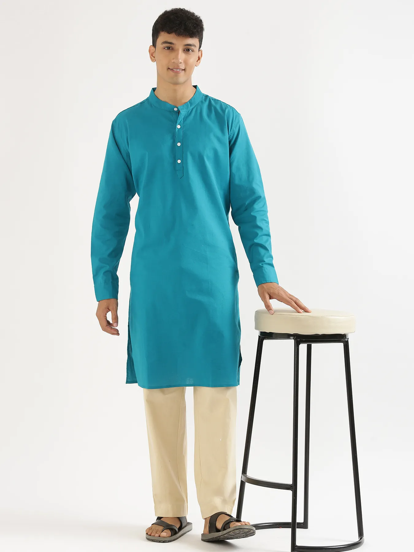 Men Teal Airy Linen Long Kurta - Image 10