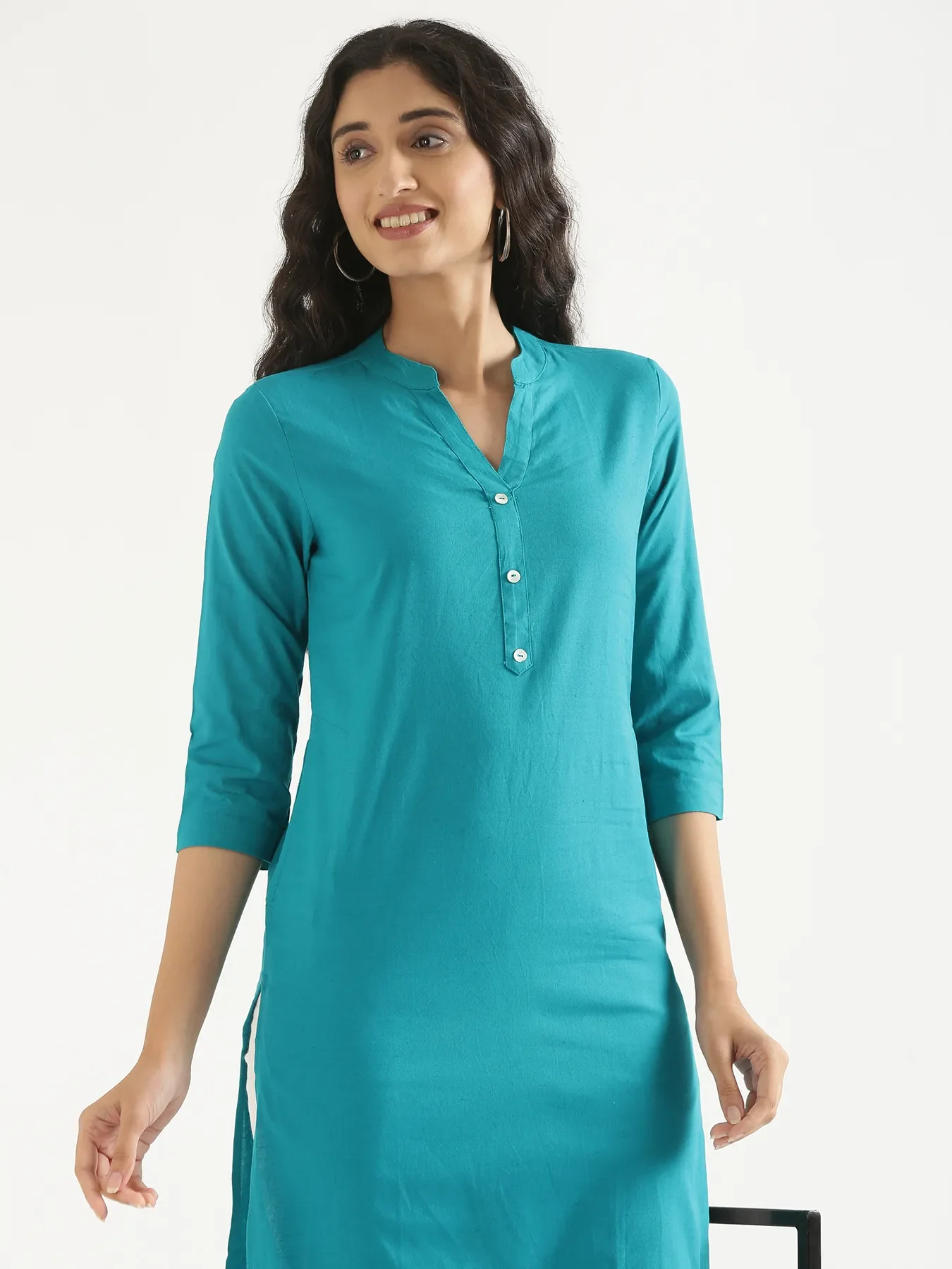 Women Teal Airy Linen Long Kurta - Image 3