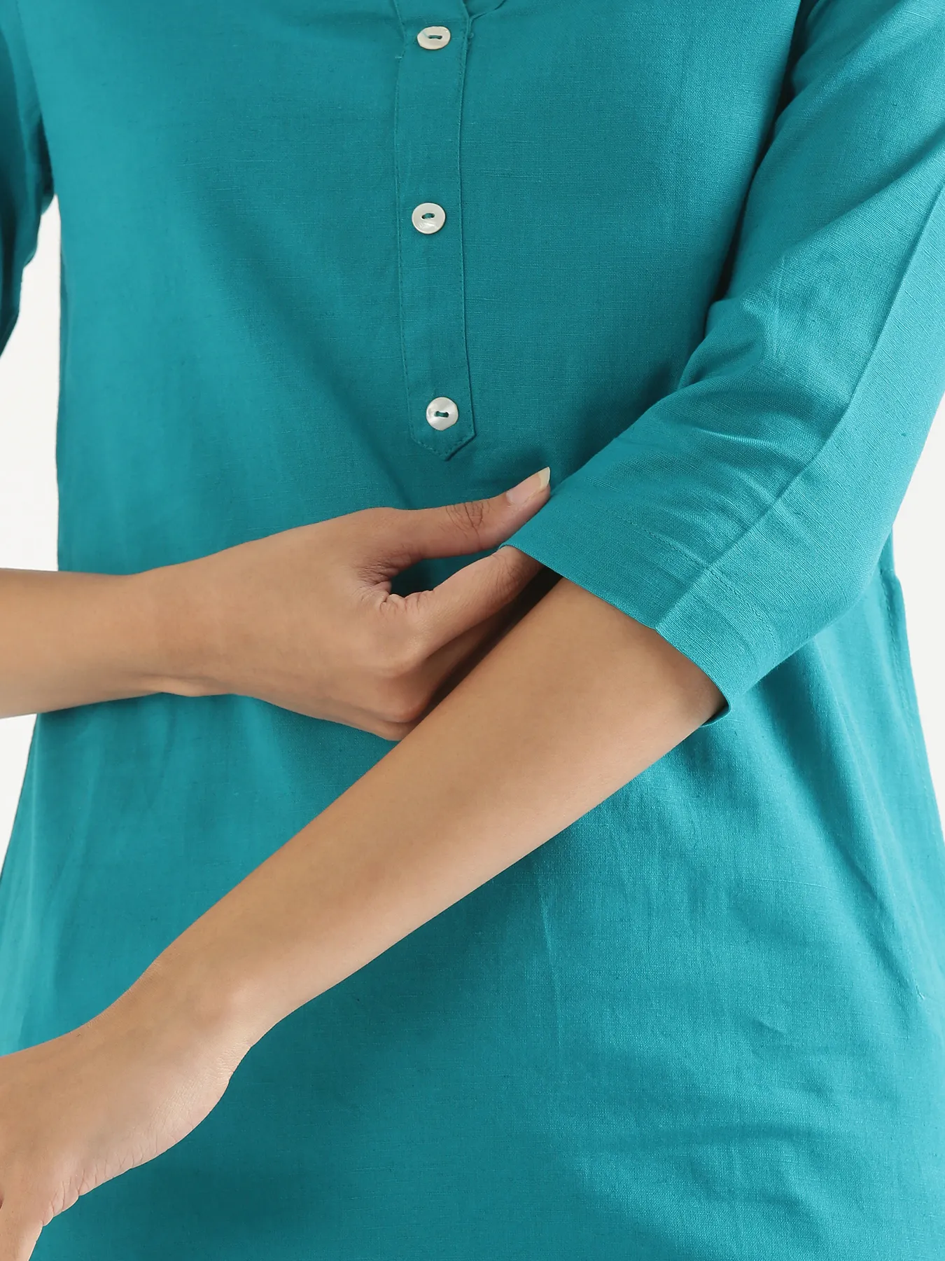 Women Teal Airy Linen Long Kurta - Image 6