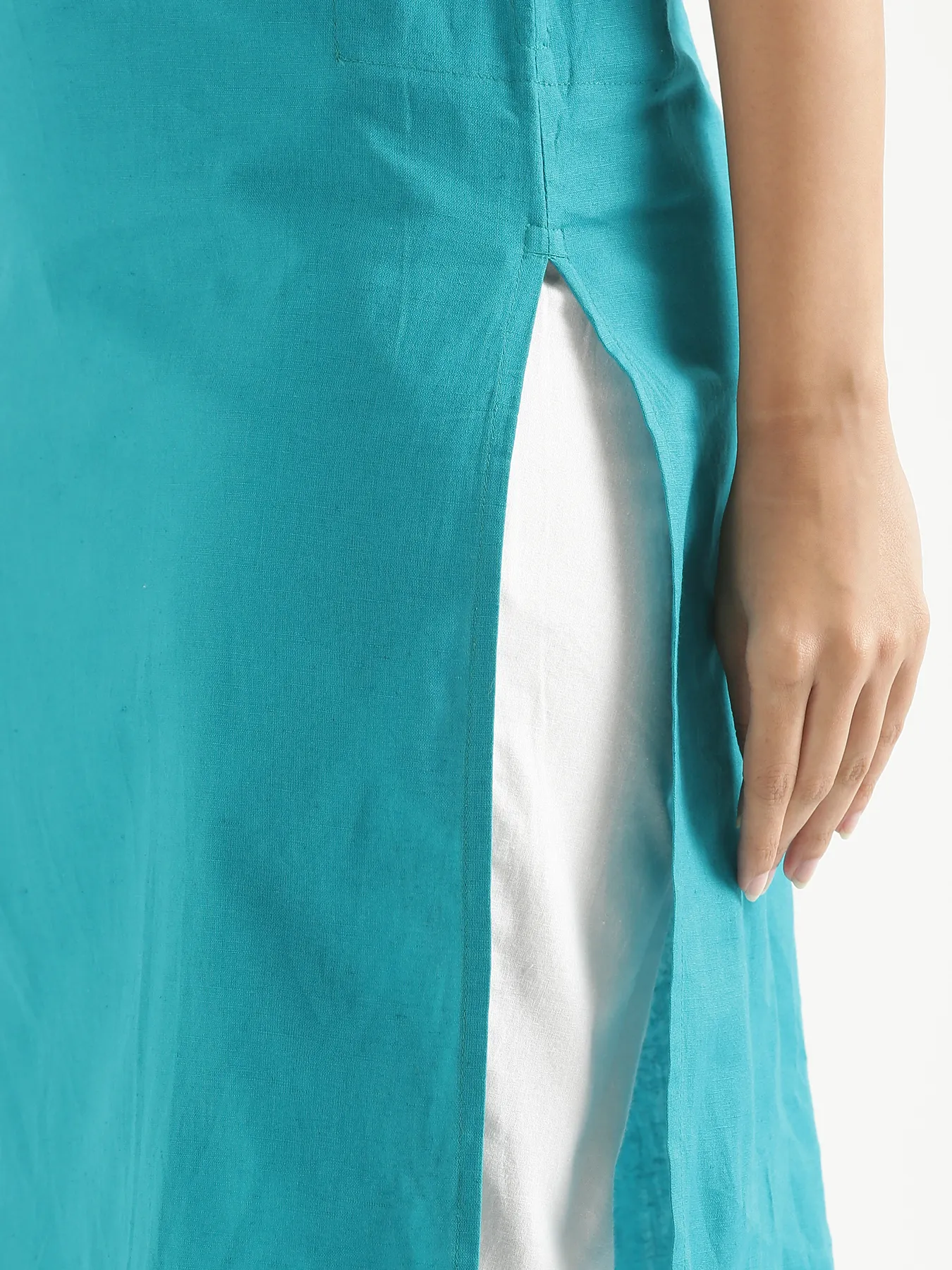 Women Teal Airy Linen Long Kurta - Image 8