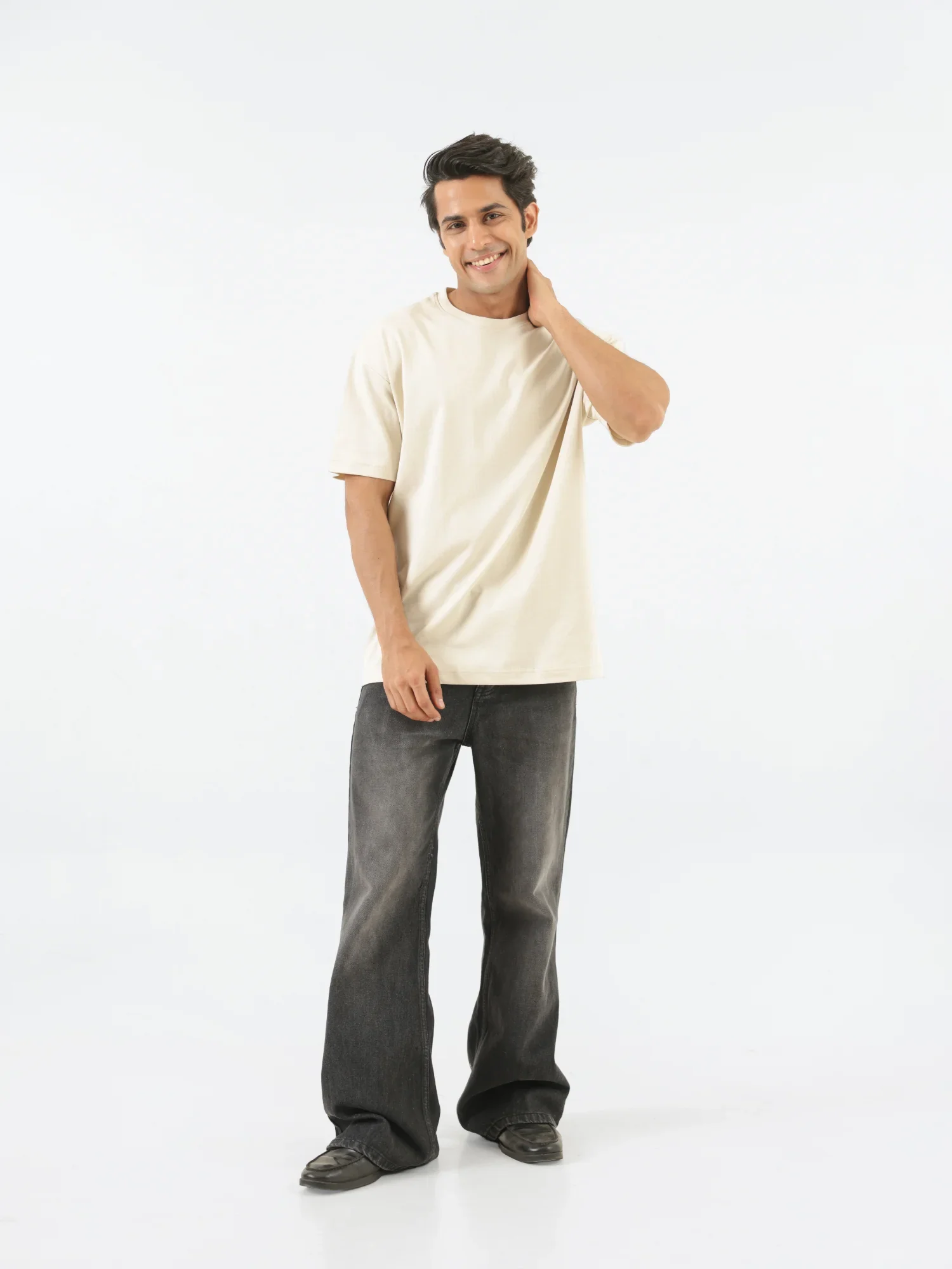 Unisex Beige Oversized T-shirt - Image 6