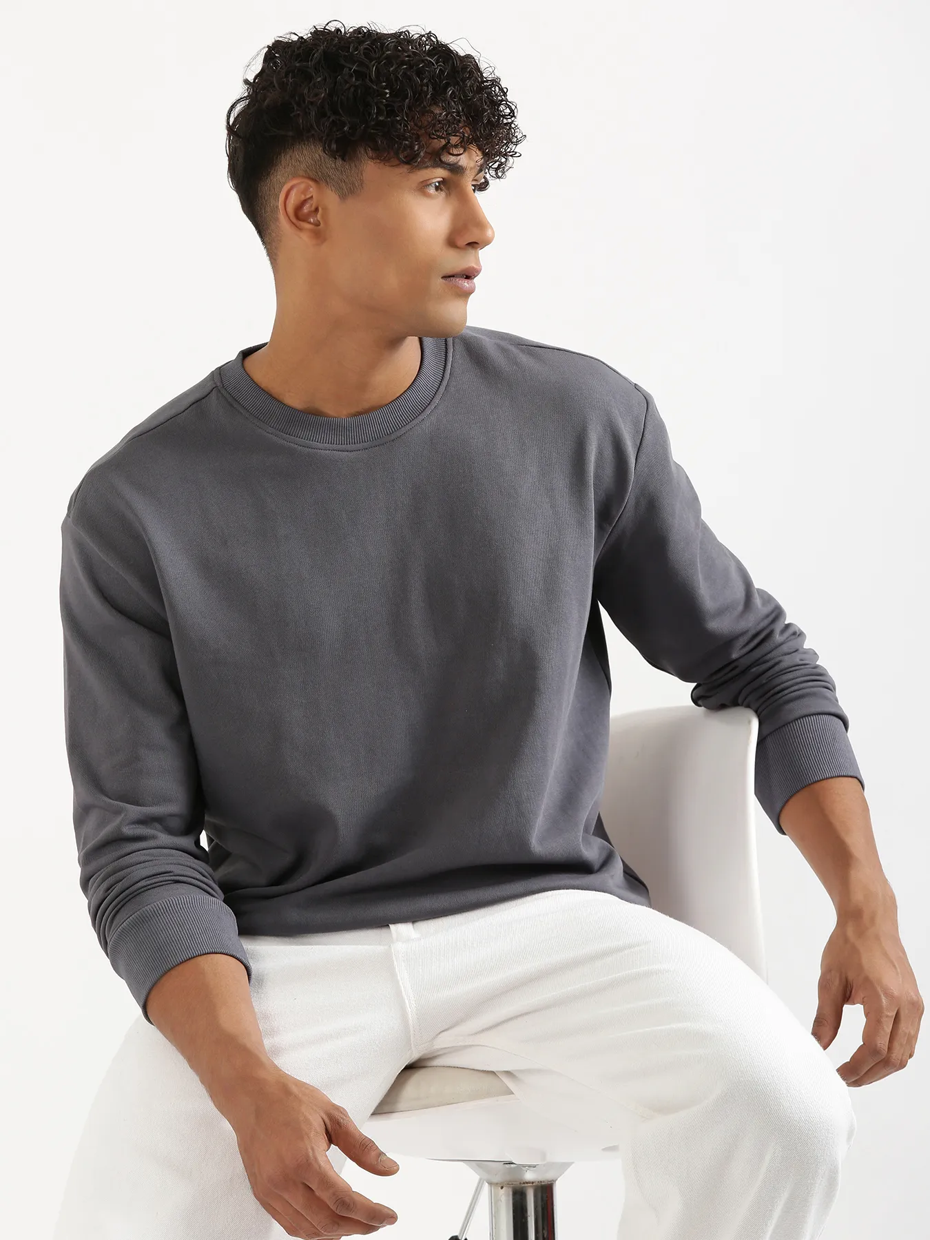 Unisex Grey Round Neck Sweatshirt - Image 5