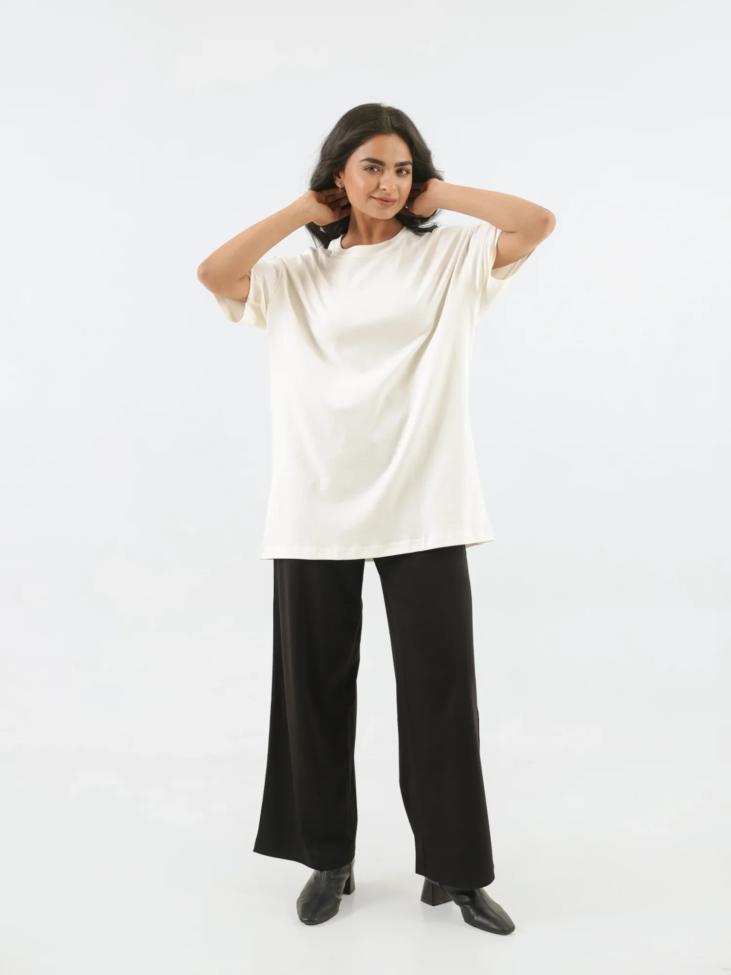 Unisex Off White Oversized T-shirt - Image 3