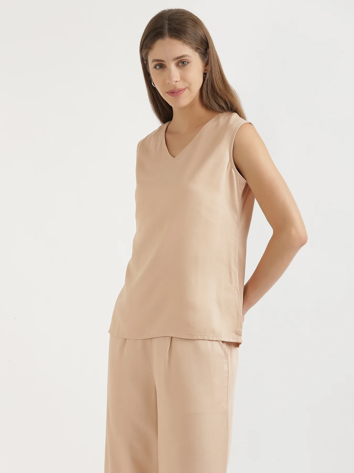 Women Beige V-Neck Sleeveless Top - Image 7