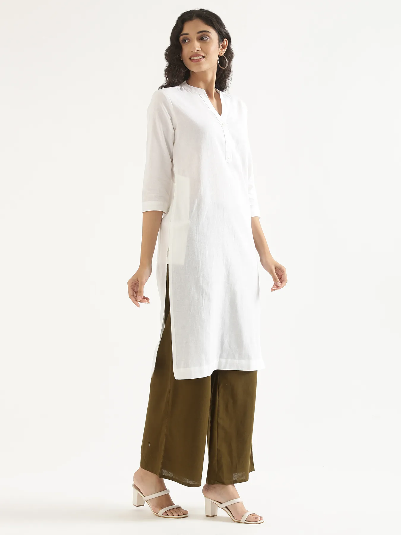 Women White Airy Linen Long Kurta - Image 3