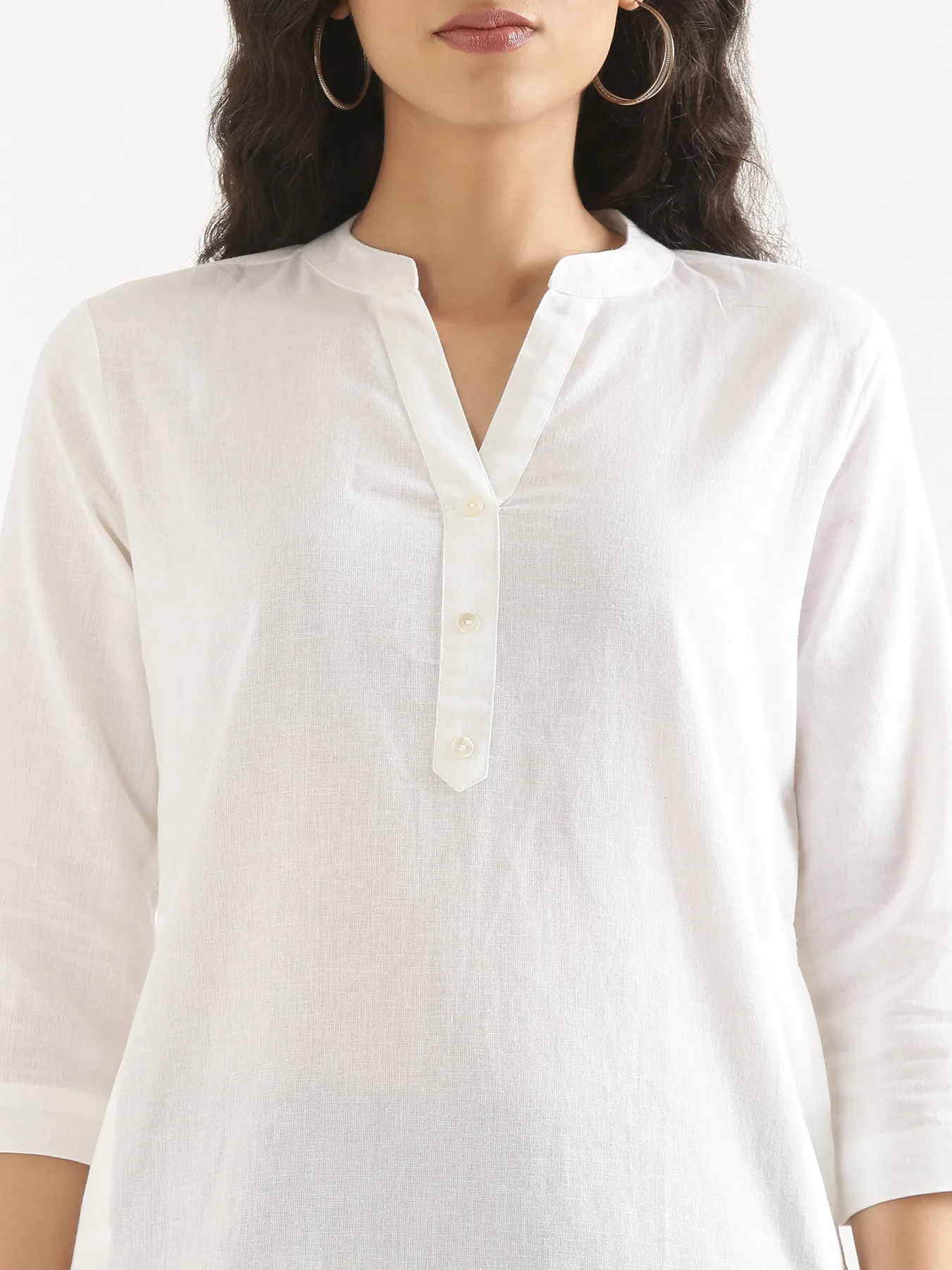 Women White Airy Linen Long Kurta - Image 5