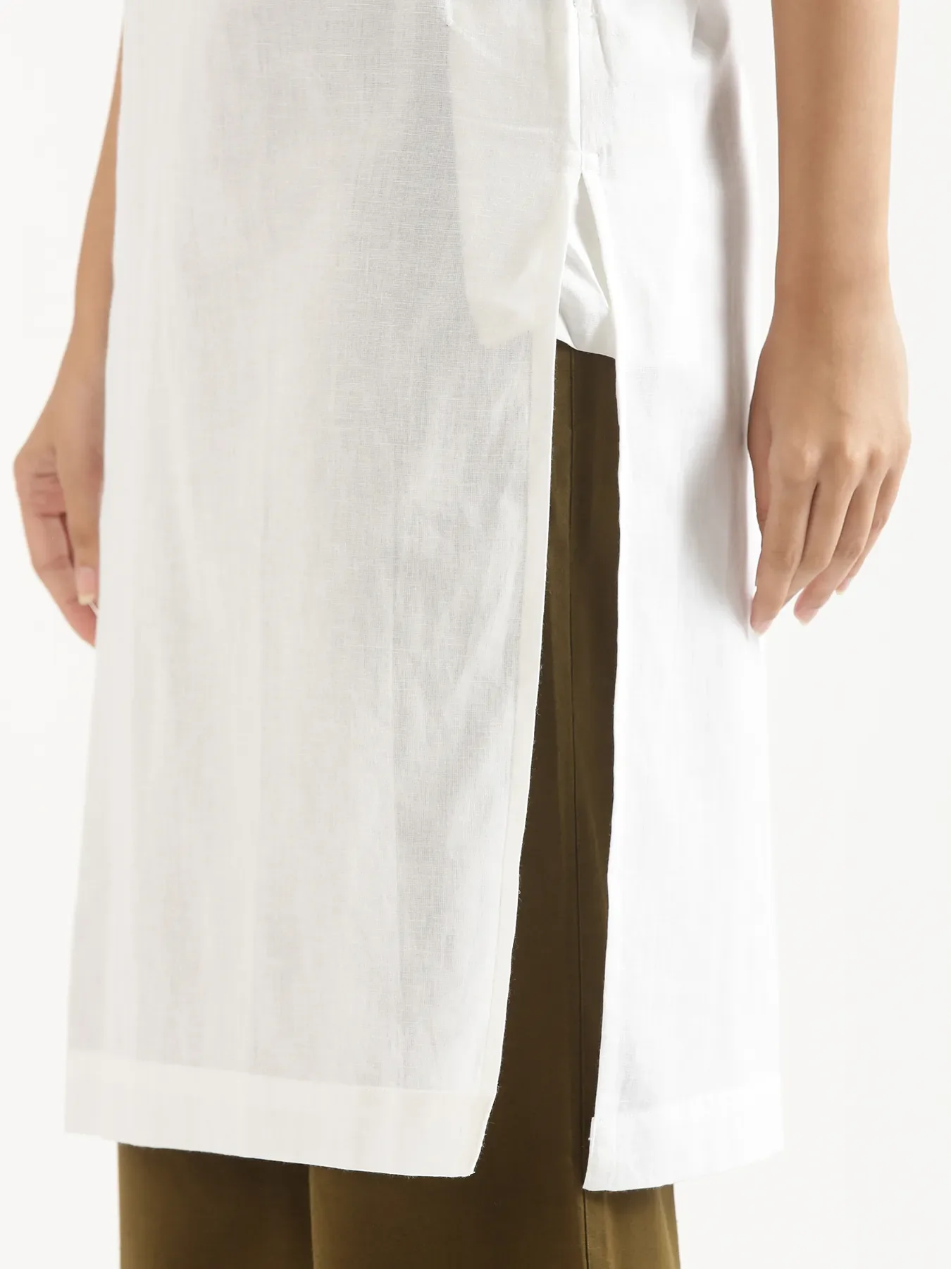 Women White Airy Linen Long Kurta - Image 9