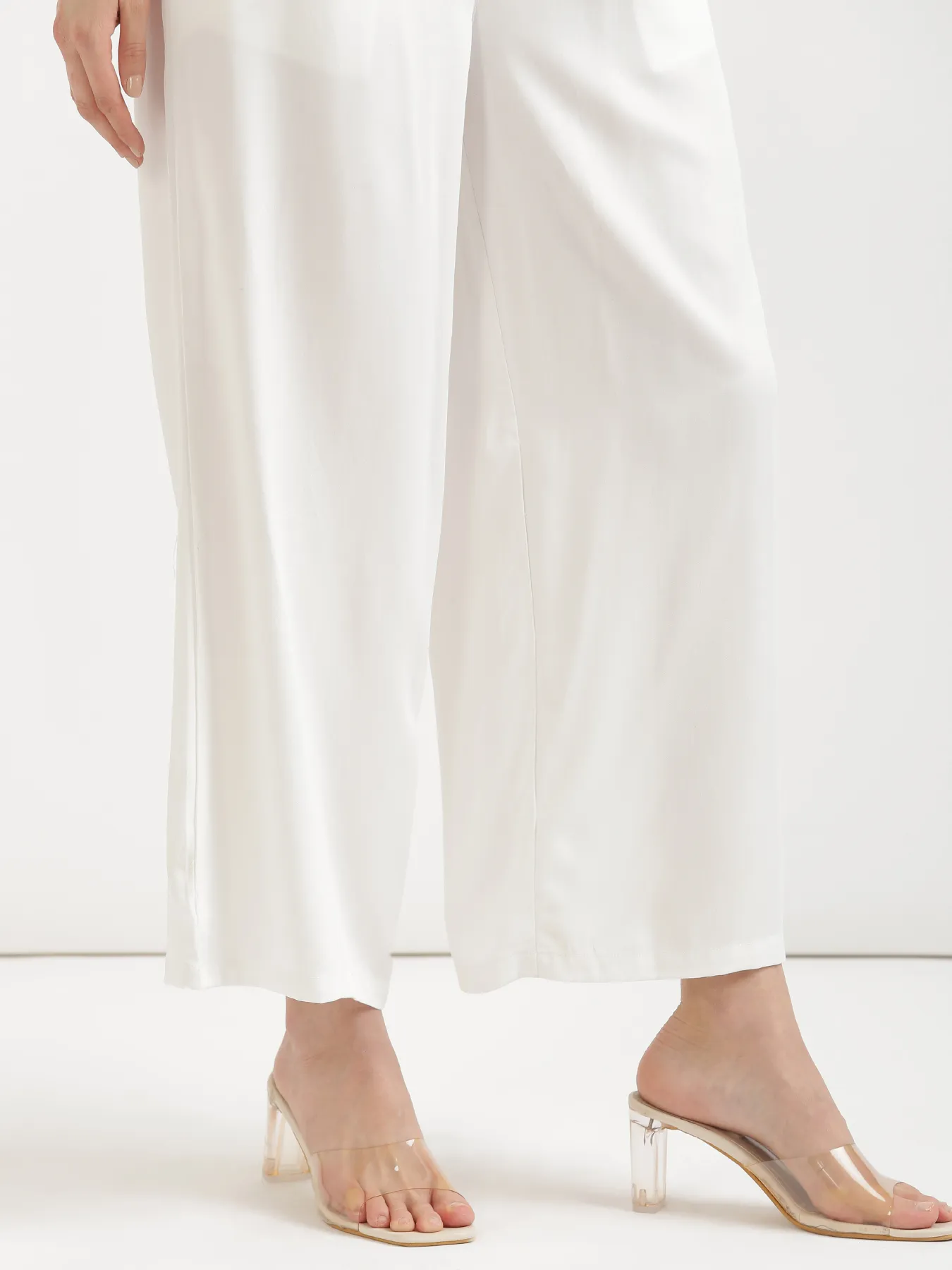 Women White Viscose Palazzo Pant - Image 12