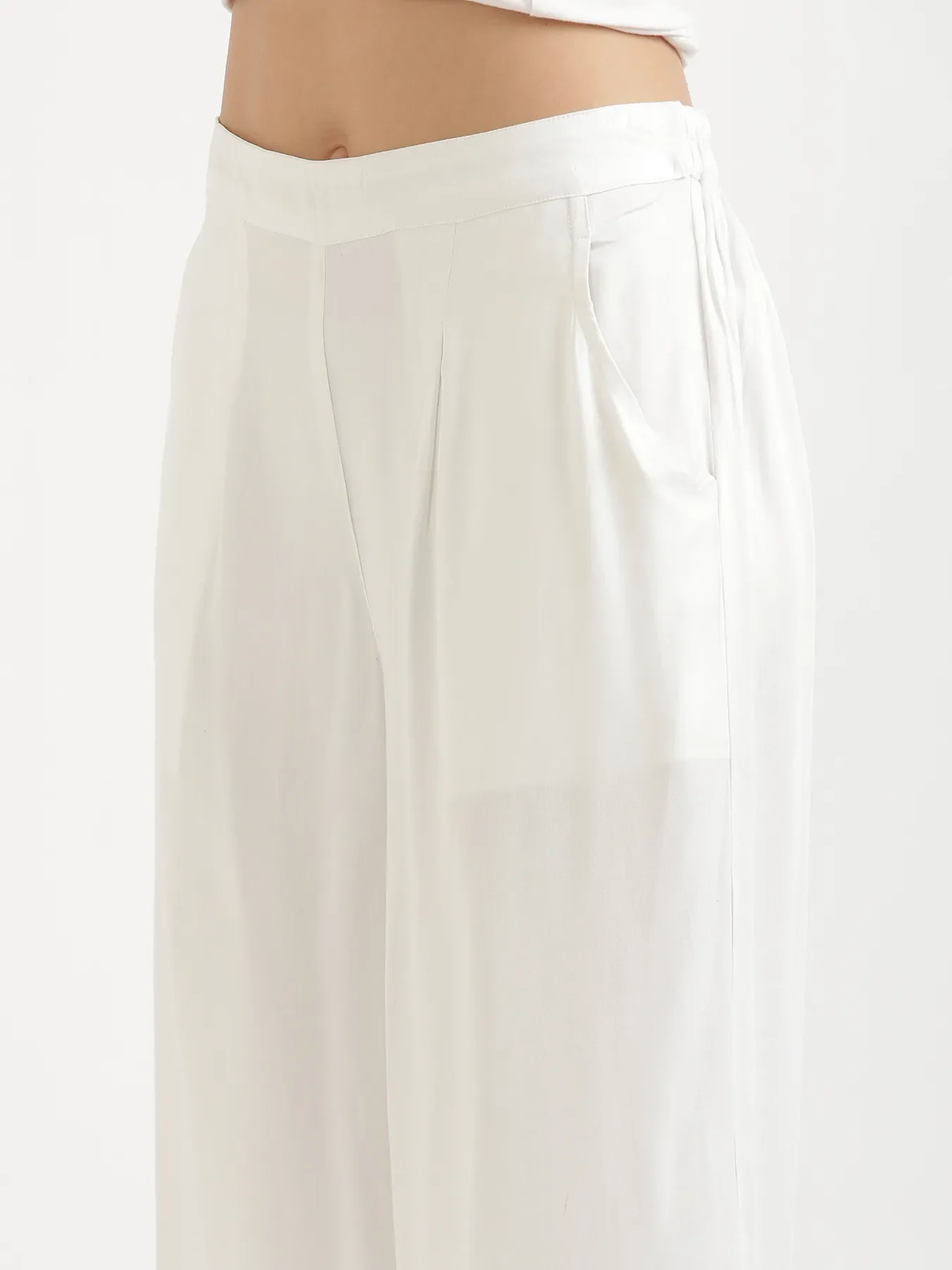 Women White Viscose Palazzo Pant - Image 8