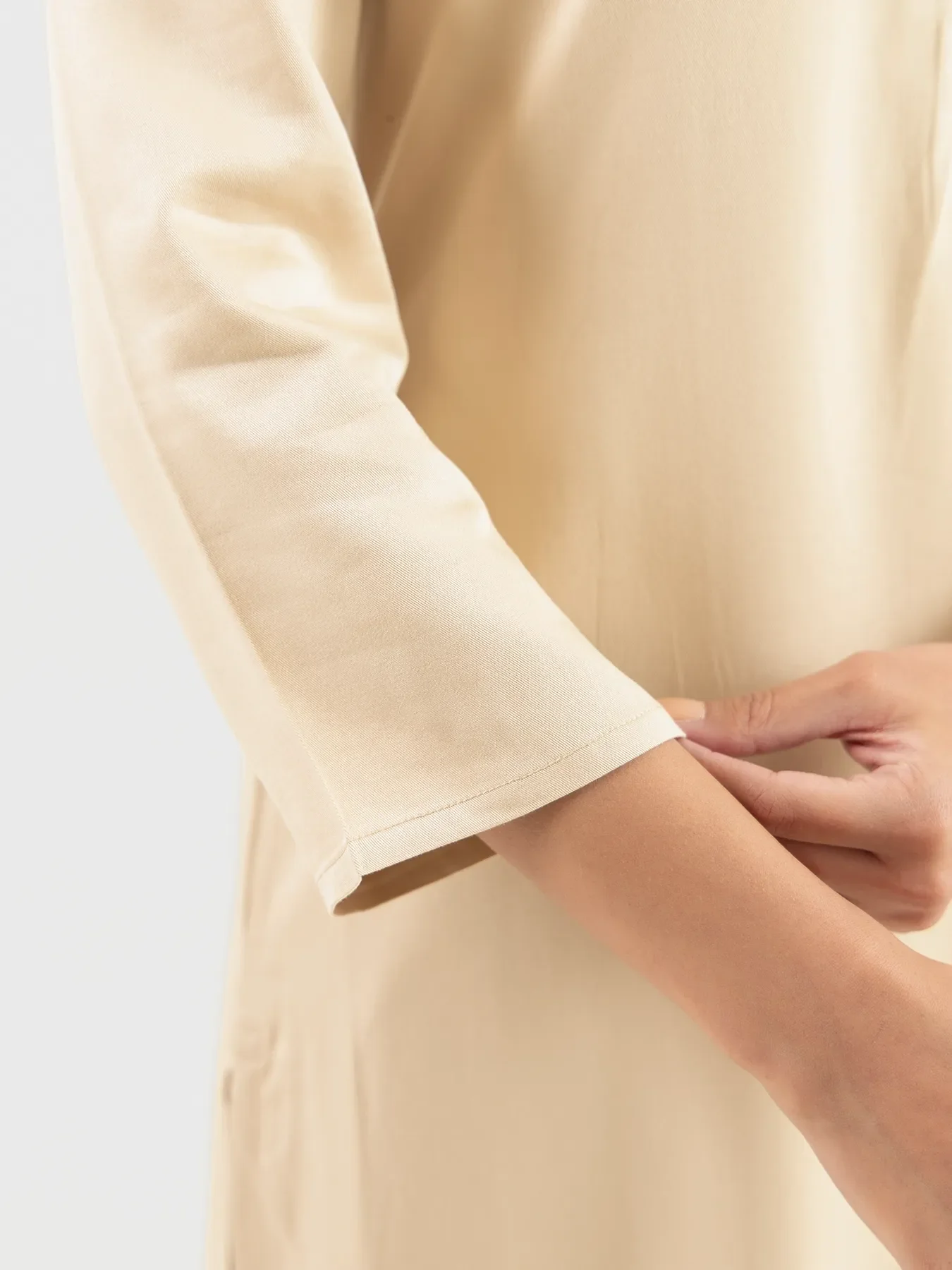 Women Beige Flowy Straight Long Kurta - Image 8