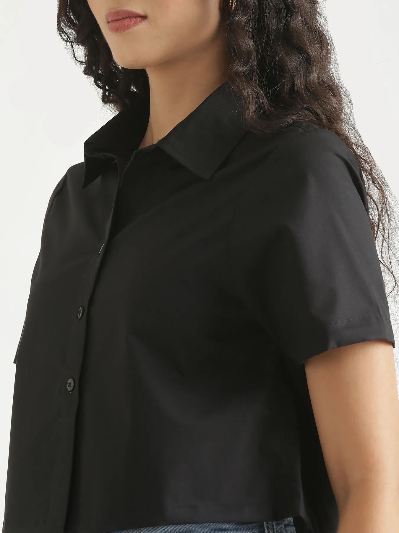 Women Black Better Cotton Crop Shirt - Image 9