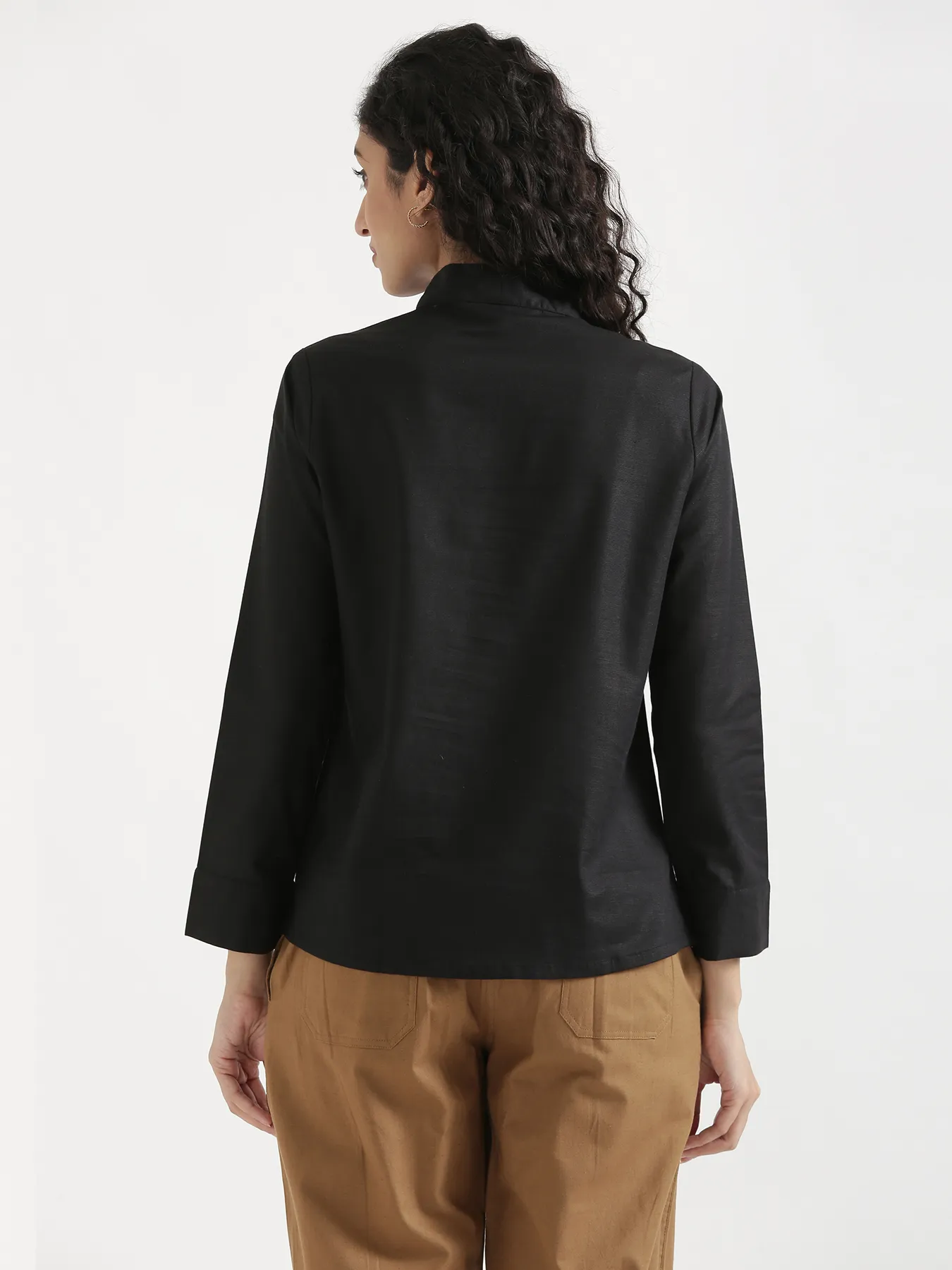 Women Black Linen Blend Knot Blouse - Image 10