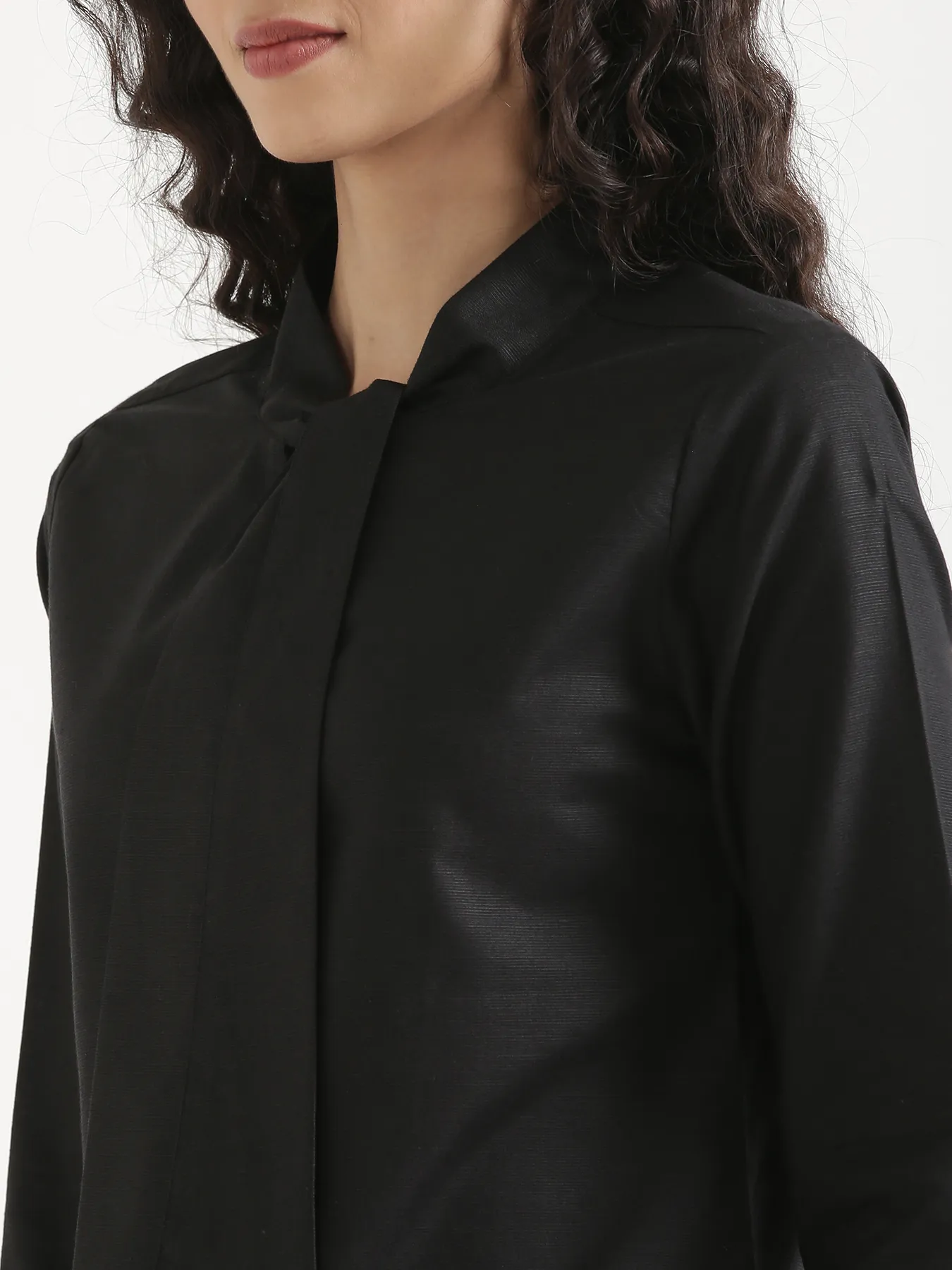 Women Black Linen Blend Knot Blouse - Image 7