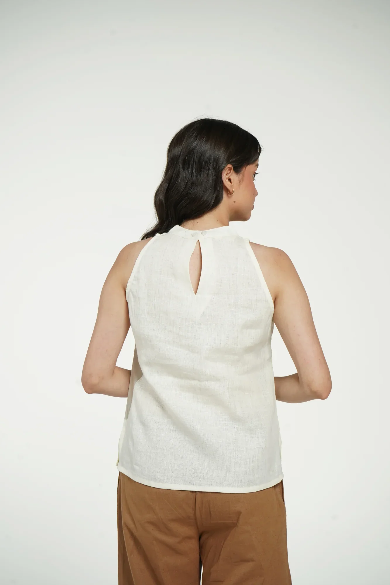 Women Cream Pure Linen Halter Neck Top - Image 7