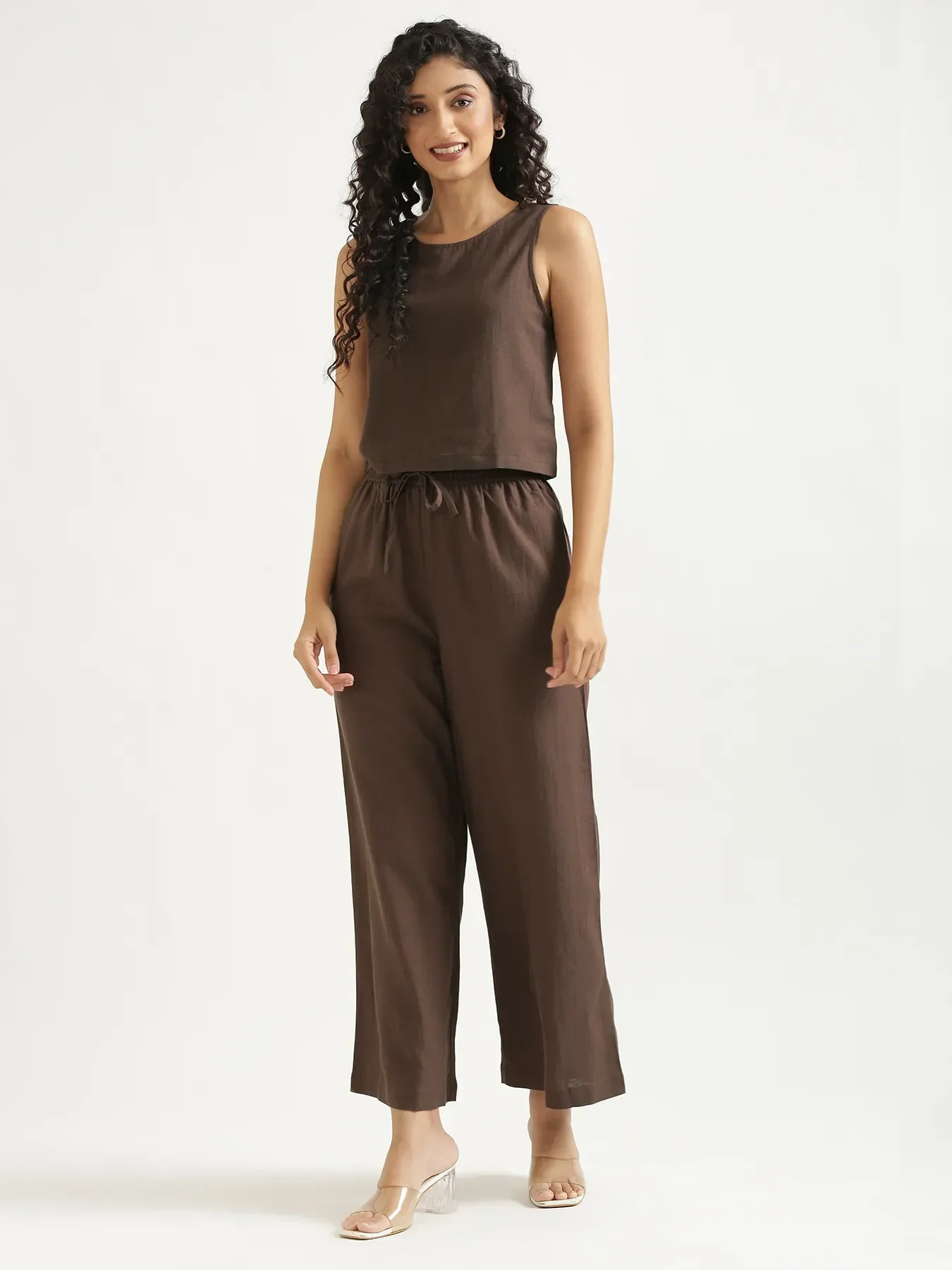 Women Dark Brown Flowy Linen Crop Top - Image 3