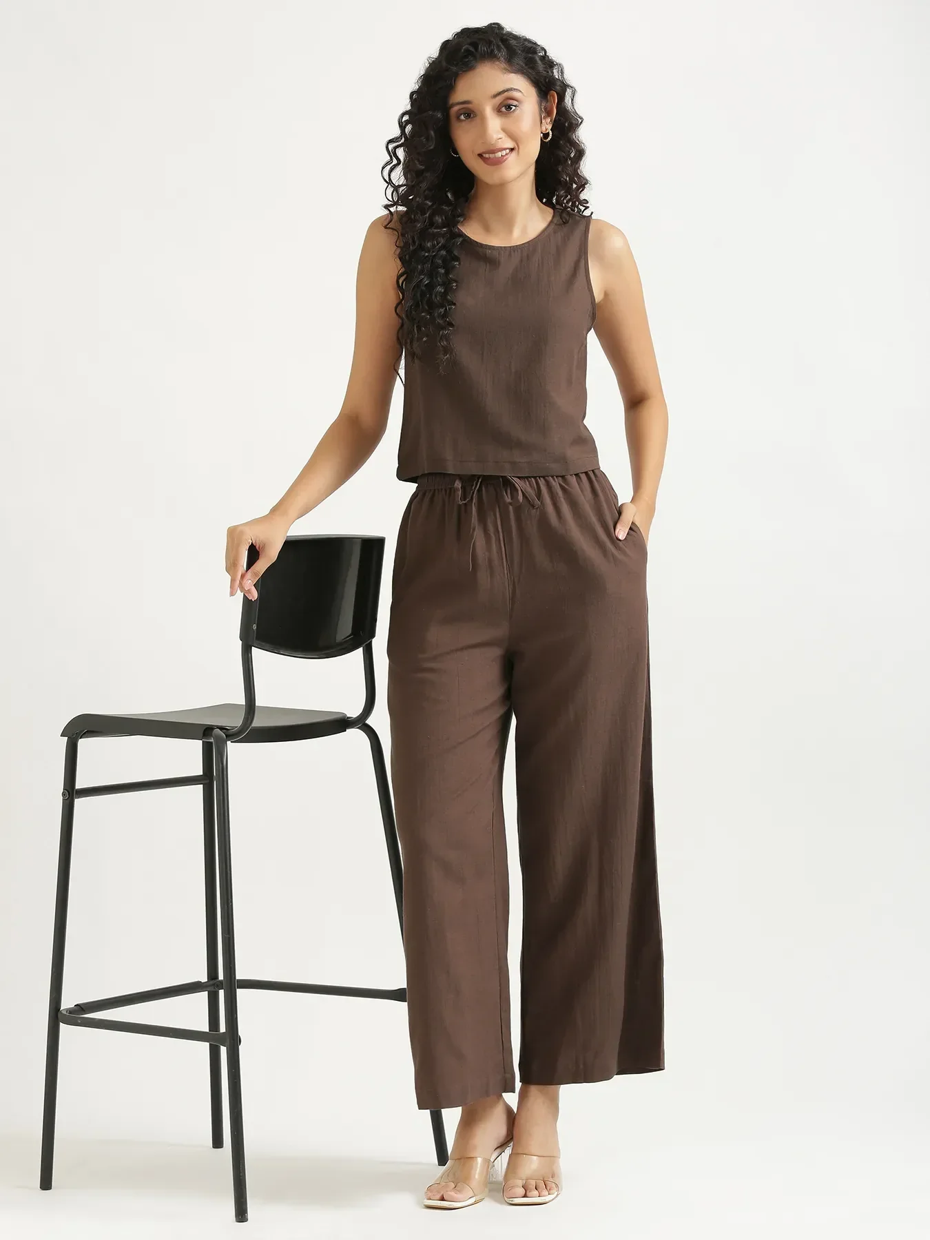 Women Dark Brown Flowy Linen Crop Top - Image 9