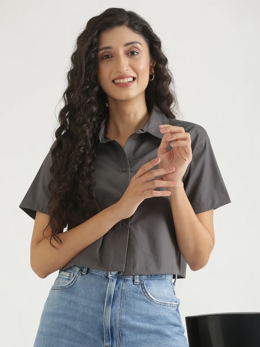 Women Dark Grey Better Cotton Crop Shirt - Image 5