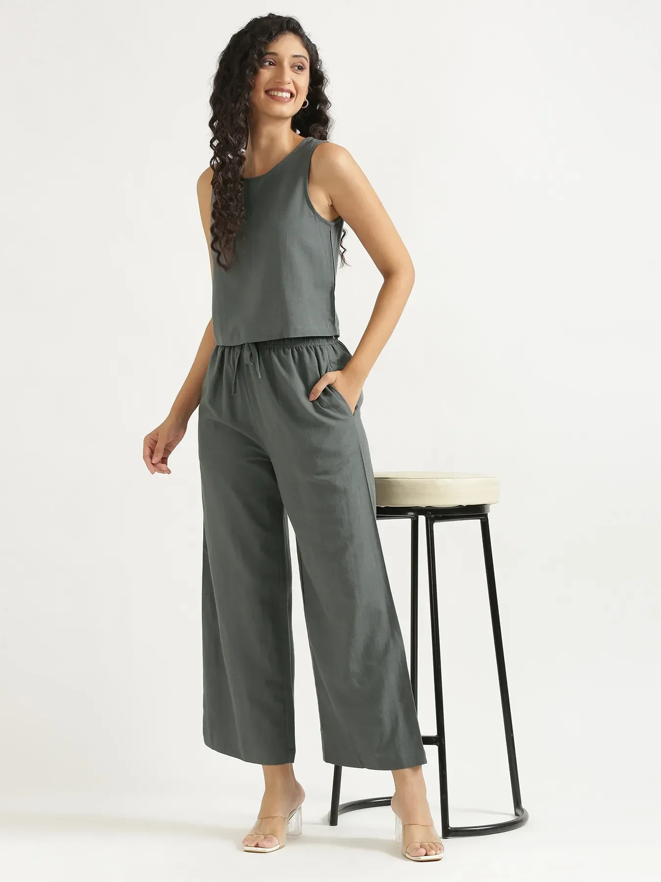 Women German Grey Flowy Linen Crop Top - Image 10