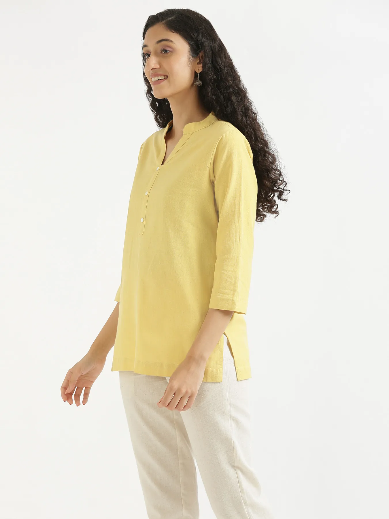 Women Lemon Yellow Airy Linen Short Kurta - Image 4
