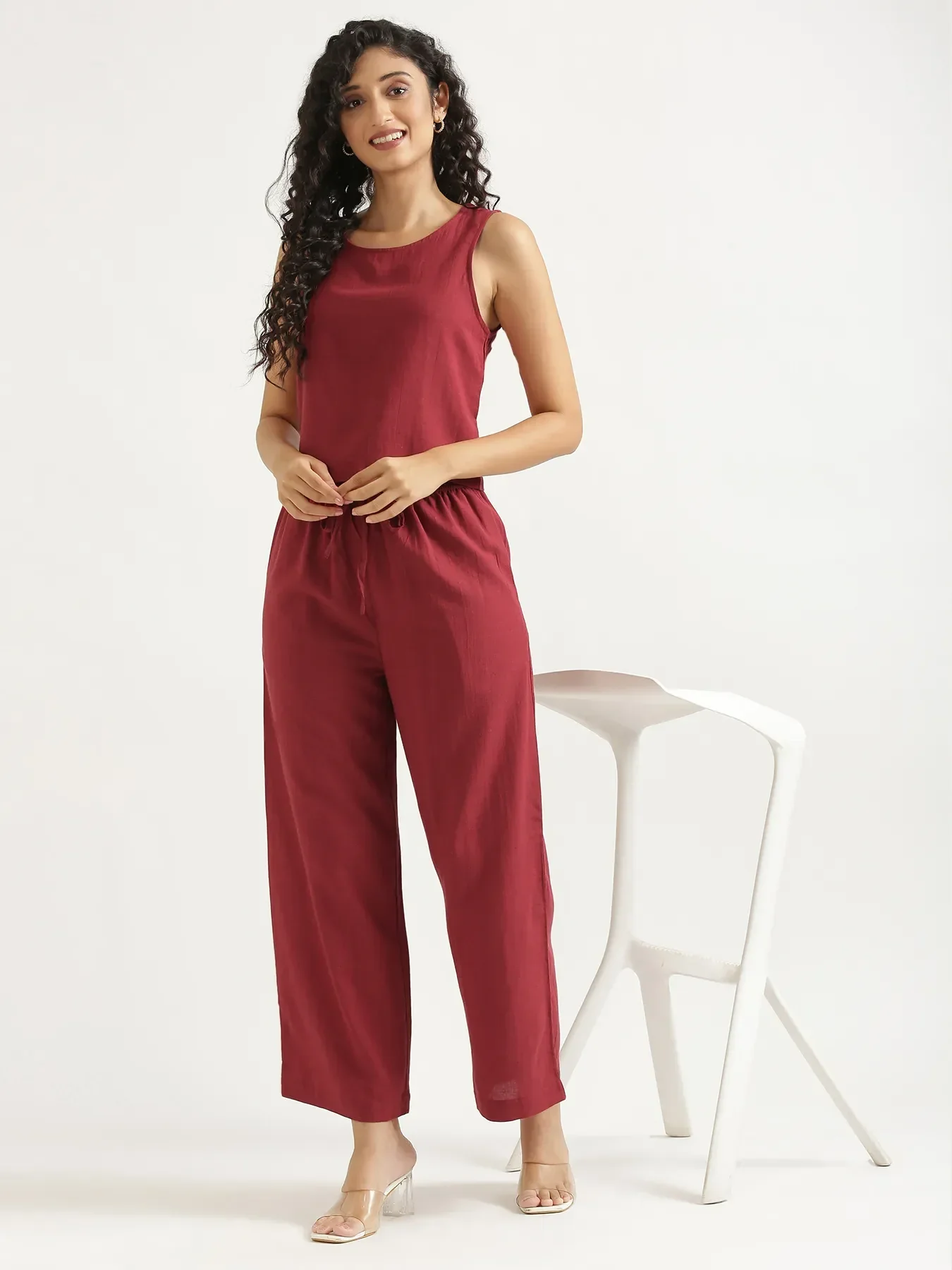 Women Maroon Flowy Linen Crop Top - Image 10