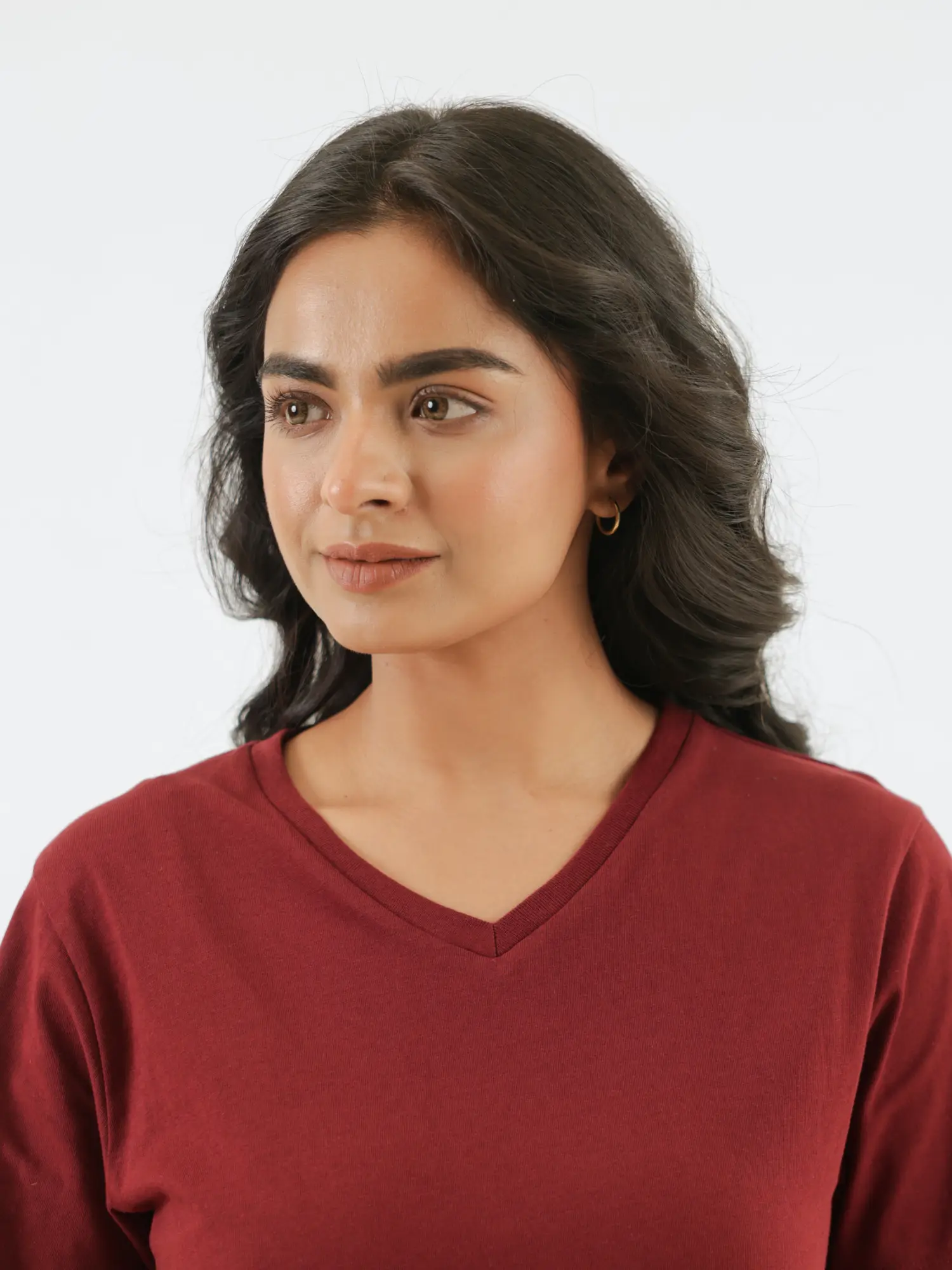 Women Maroon V-neck T-shirt - Image 4