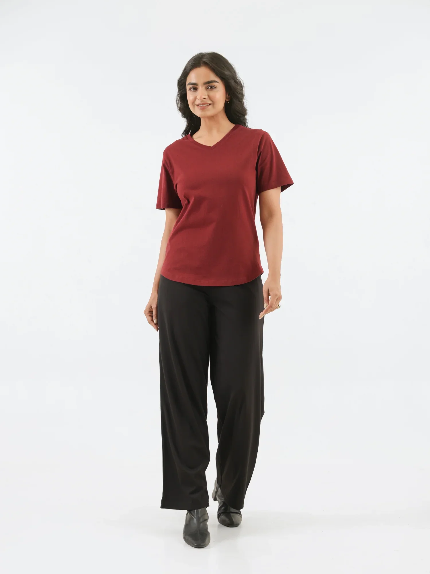 Women Maroon V-neck T-shirt - Image 5