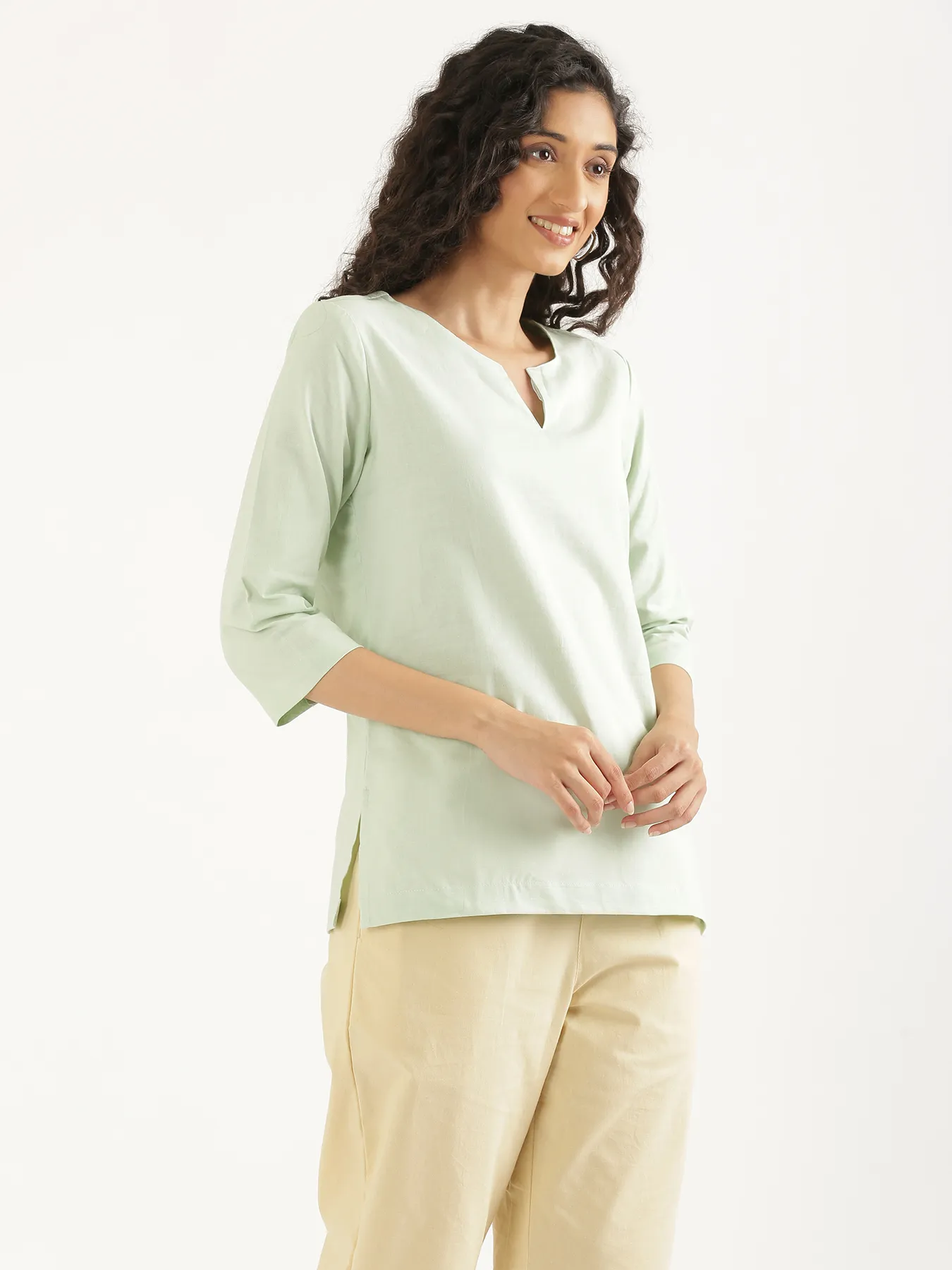 Women Mint Green Airy Linen Split Neck Short Kurta - Image 11