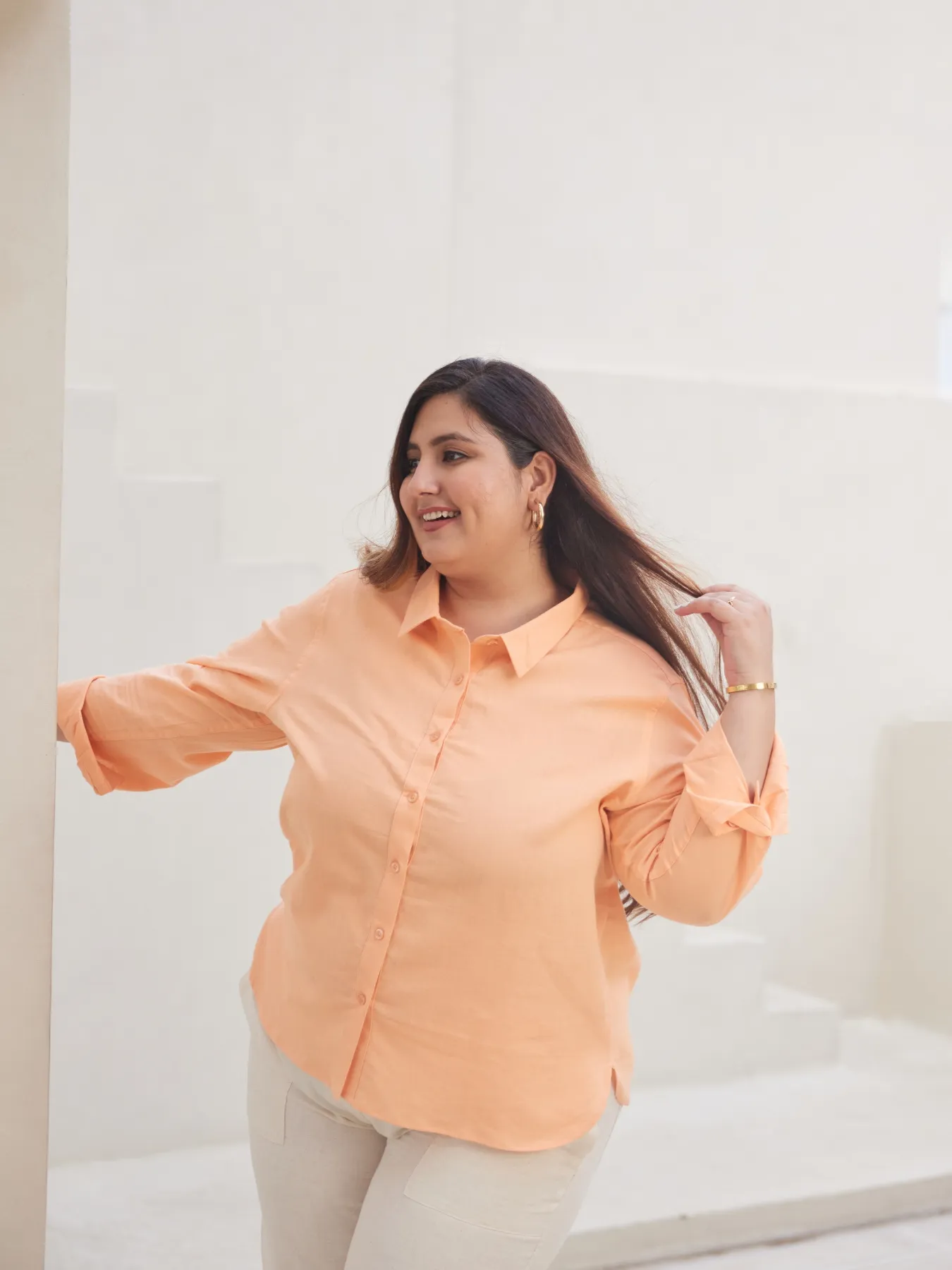 Women Plus Size Peach Airy-Linen Shirt - Image 4