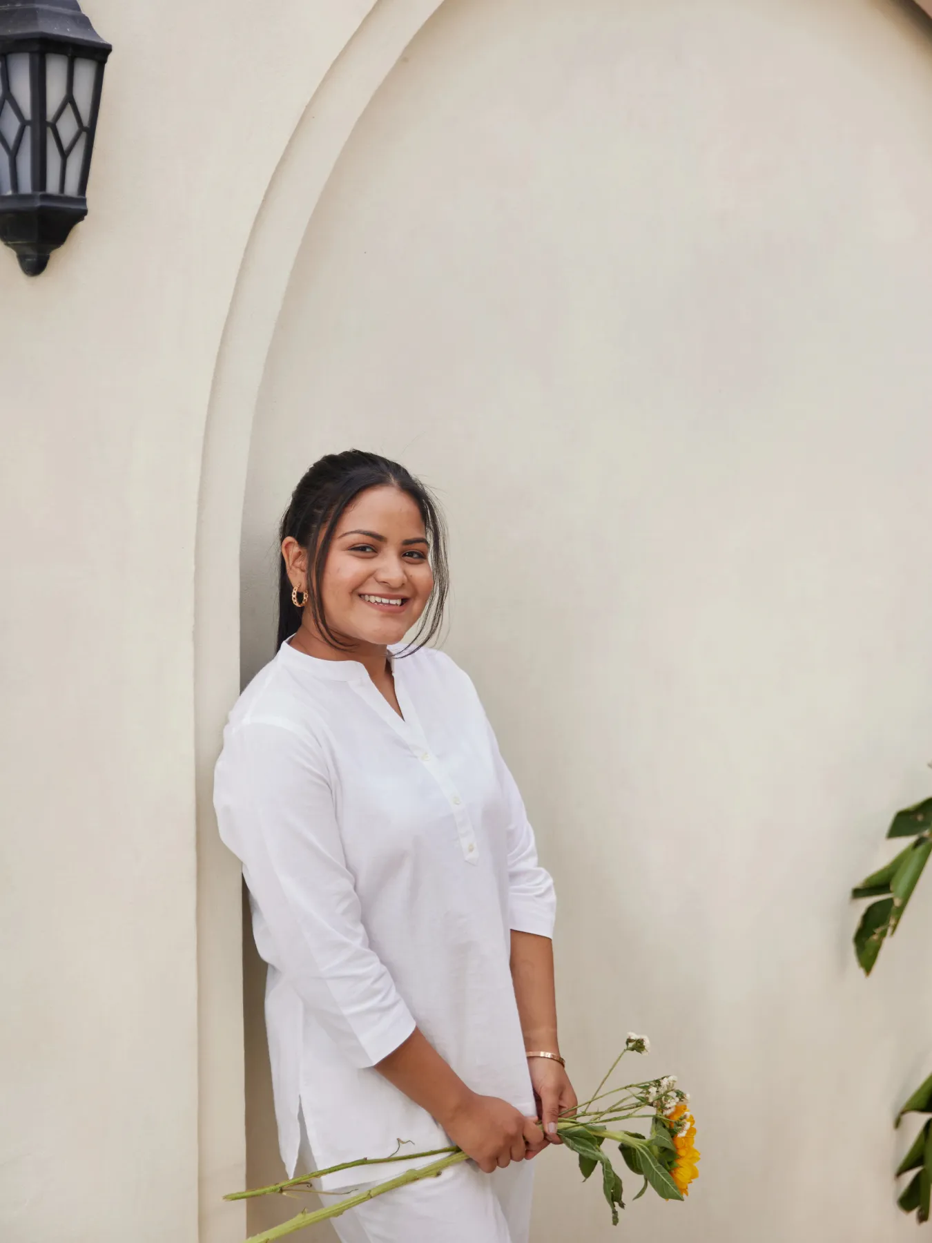 Women Plus Size White Airy Linen Short Kurta - Image 4