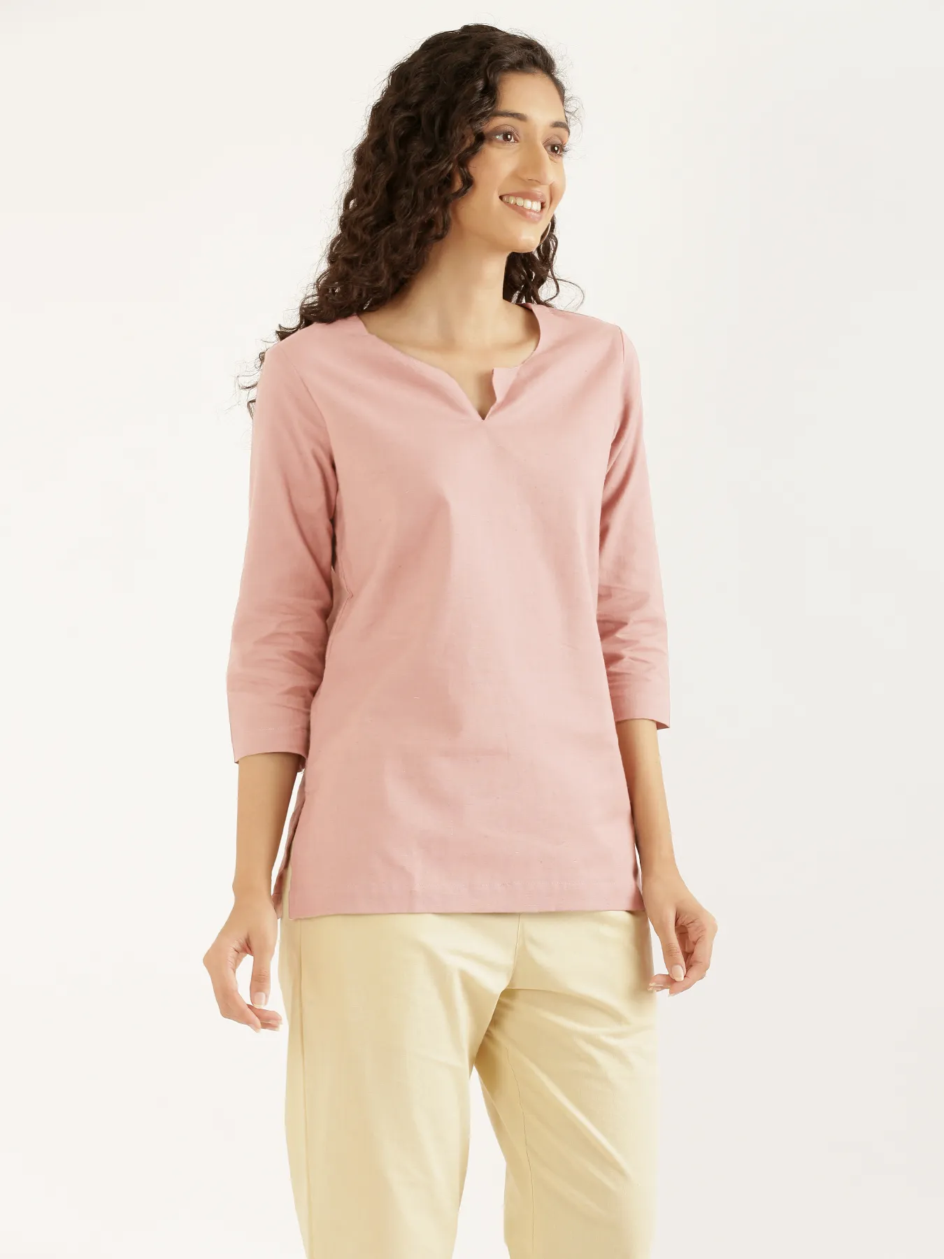 Women Salmon Pink Airy Linen Split Neck Short Kurta - Image 10