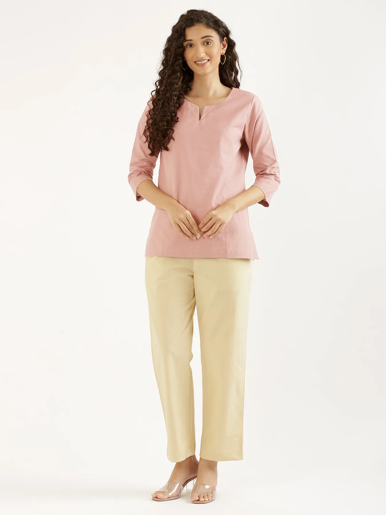 Women Salmon Pink Airy Linen Split Neck Short Kurta - Image 3