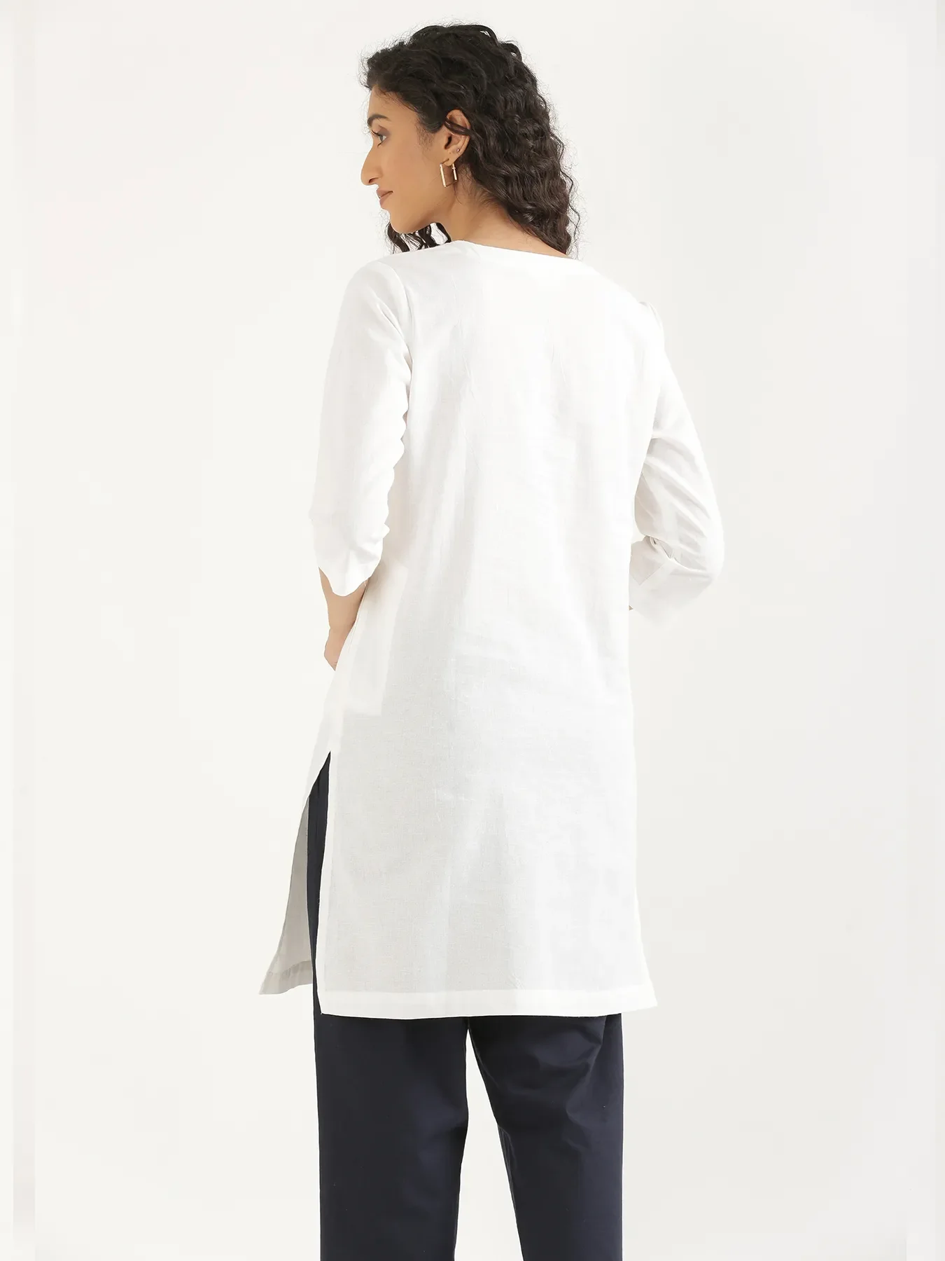 Women White Airy Linen Mid Thigh Length Kurta - Image 6