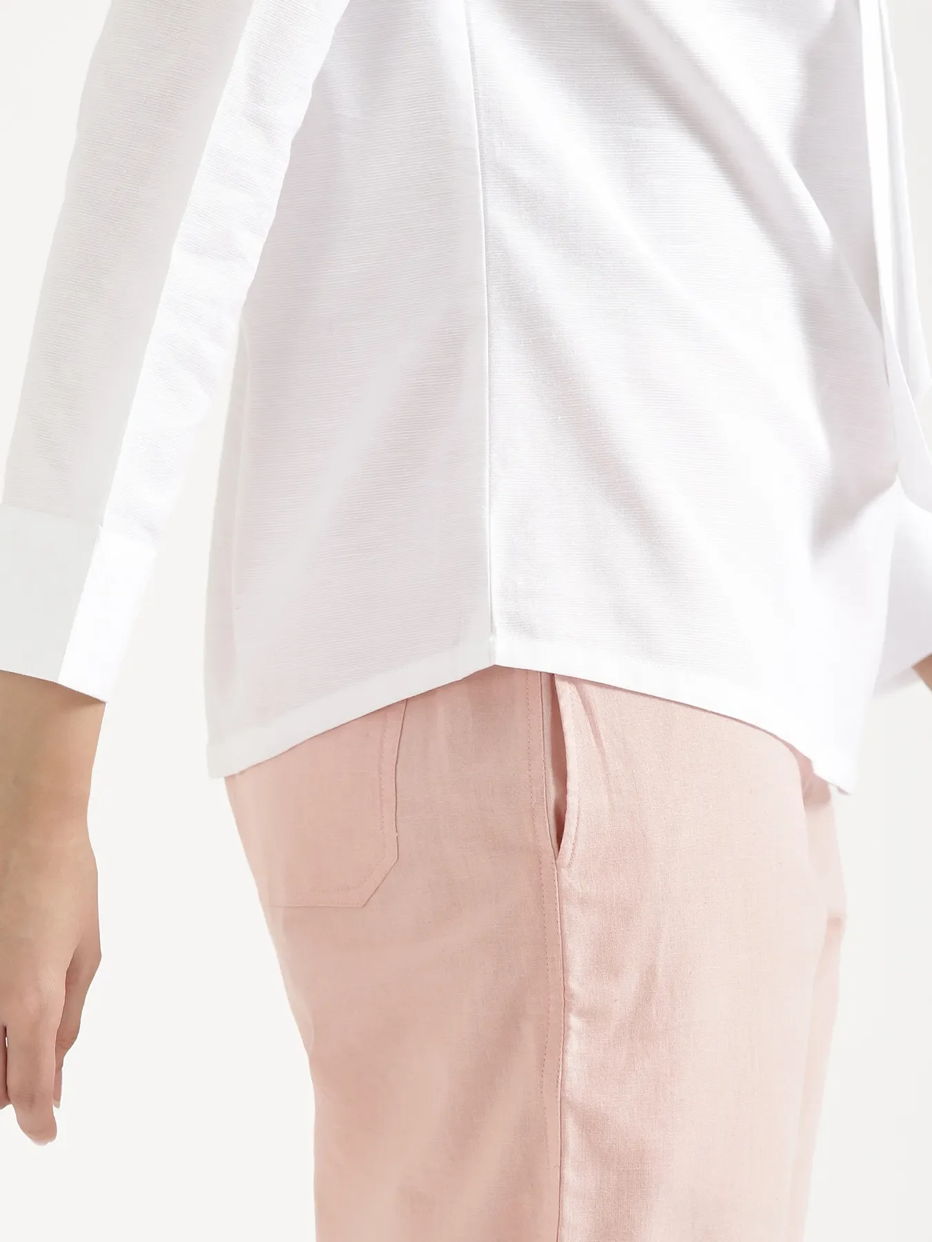 Women White Linen Blend Knot Blouse - Image 9