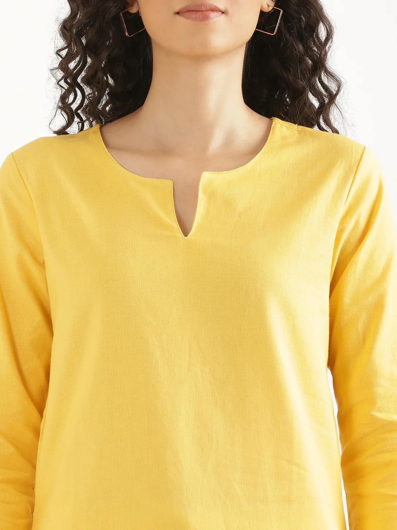 Women Yellow Airy Linen Split Neck Short Kurta - Image 5