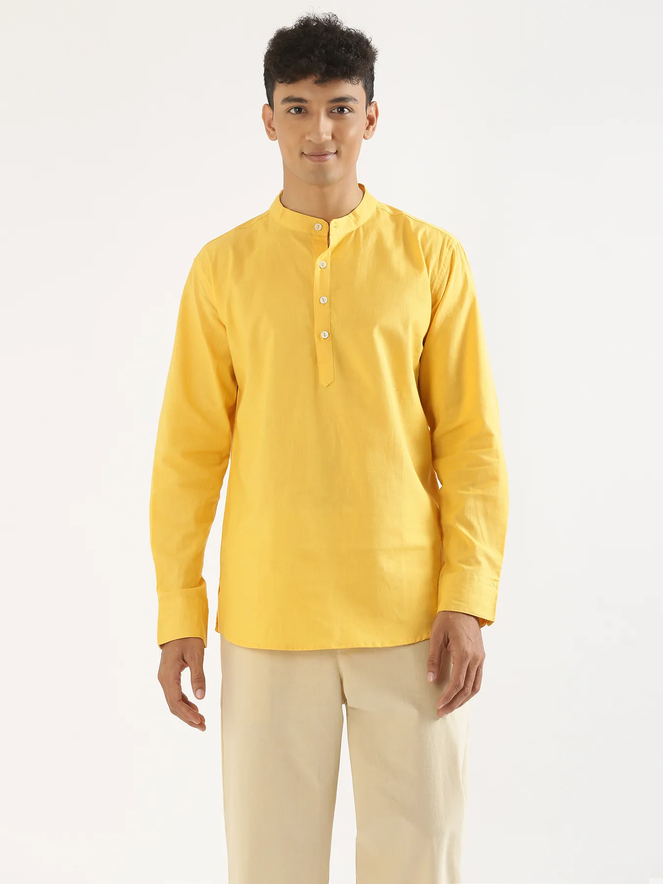 Men Yellow Airy Linen Short Kurta - Image 4